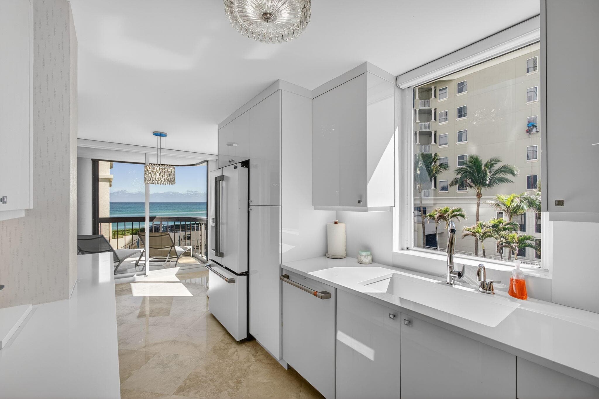 5380 N Ocean Drive 3b, Singer Island, FL 33404