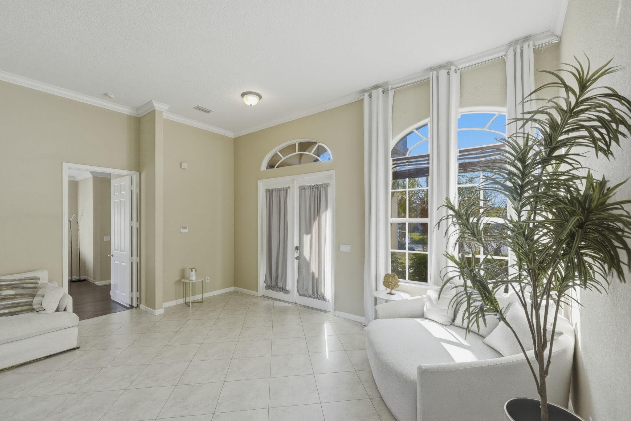 2081 SW Algiers Street, Port St. Lucie, FL 34953 3