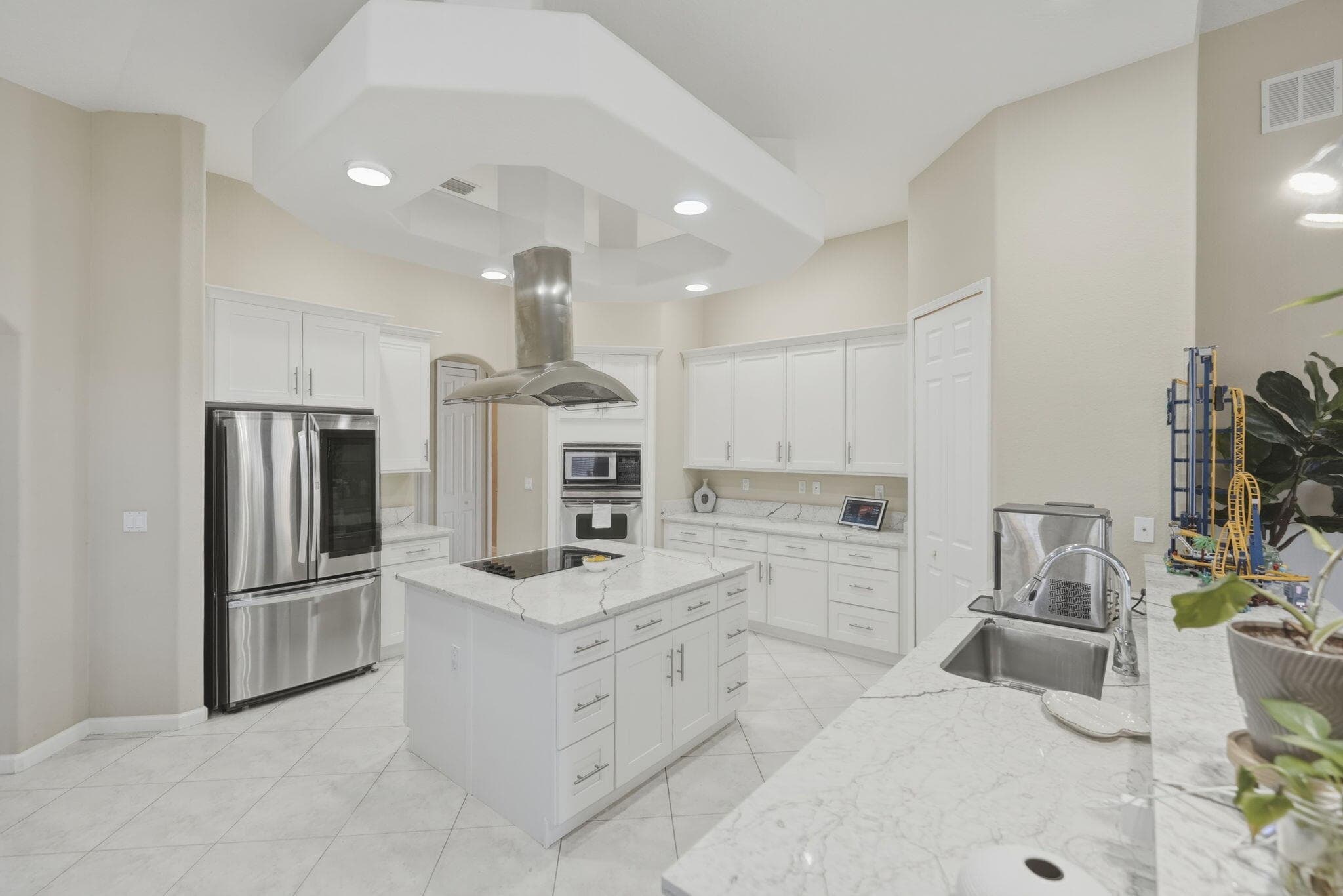 2081 SW Algiers Street, Port St. Lucie, FL 34953 22