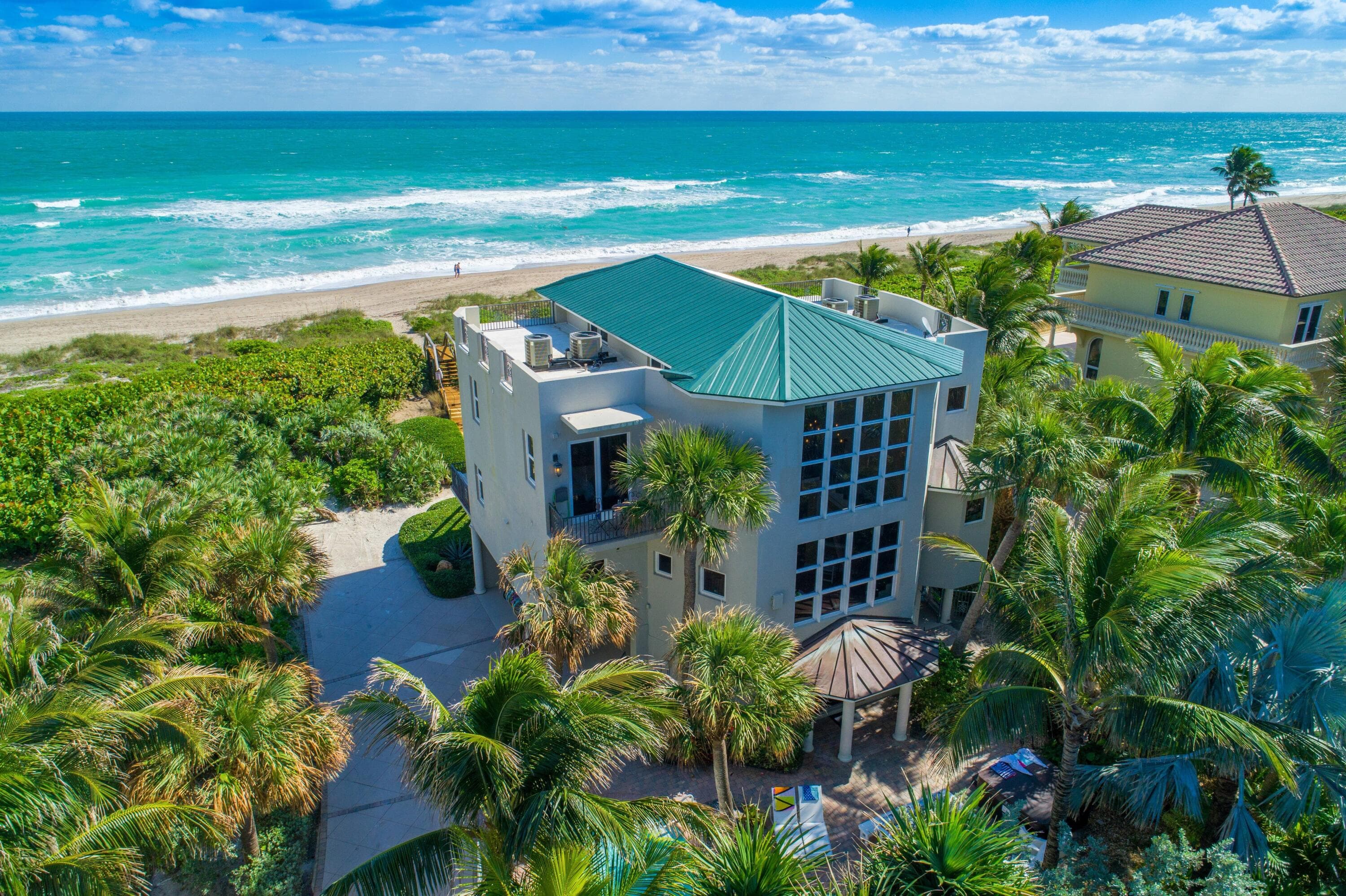 4643 NE Ocean Boulevard, Jensen Beach, FL 34957