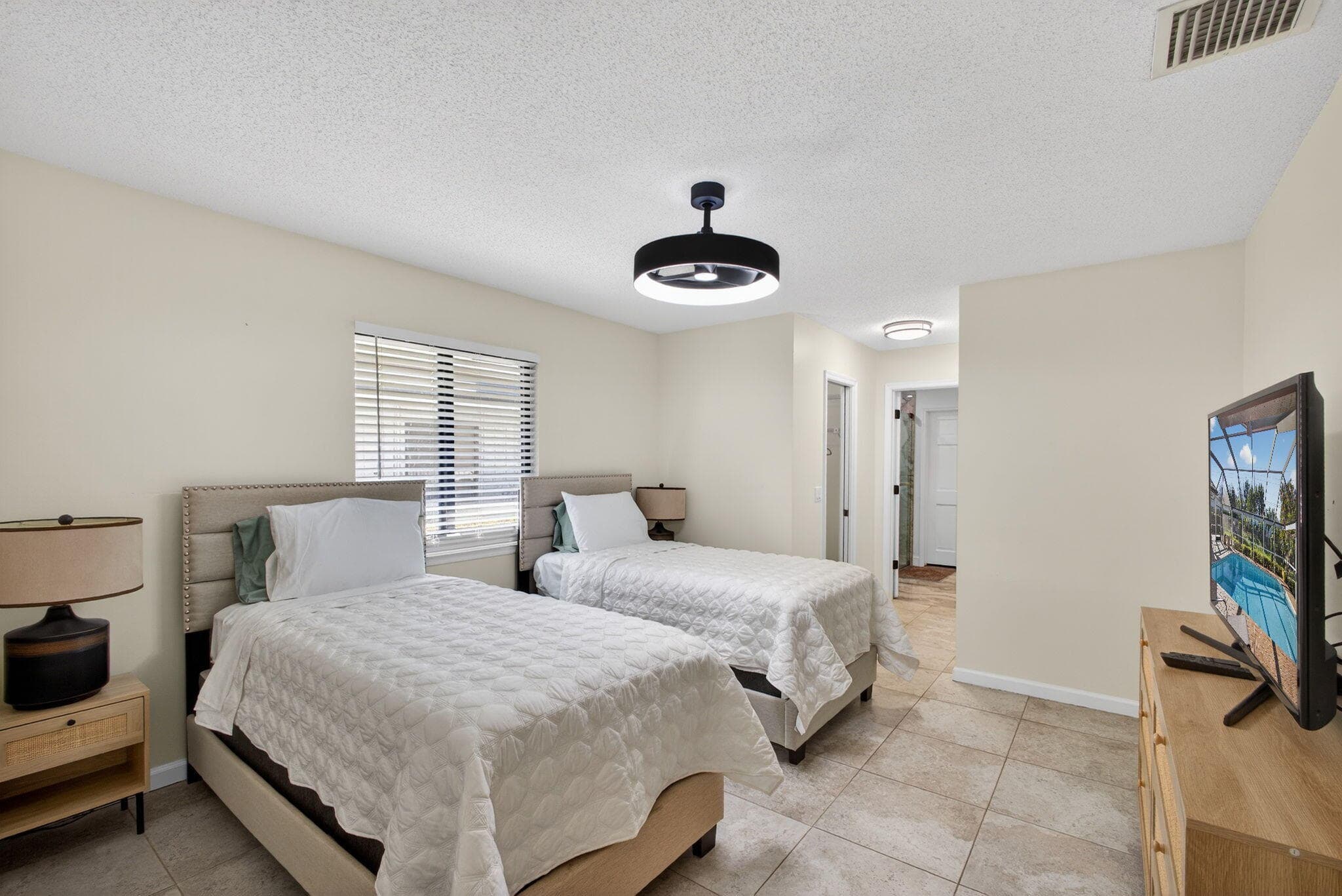 168 Thornton Drive, Palm Beach Gardens, FL 33418 35
