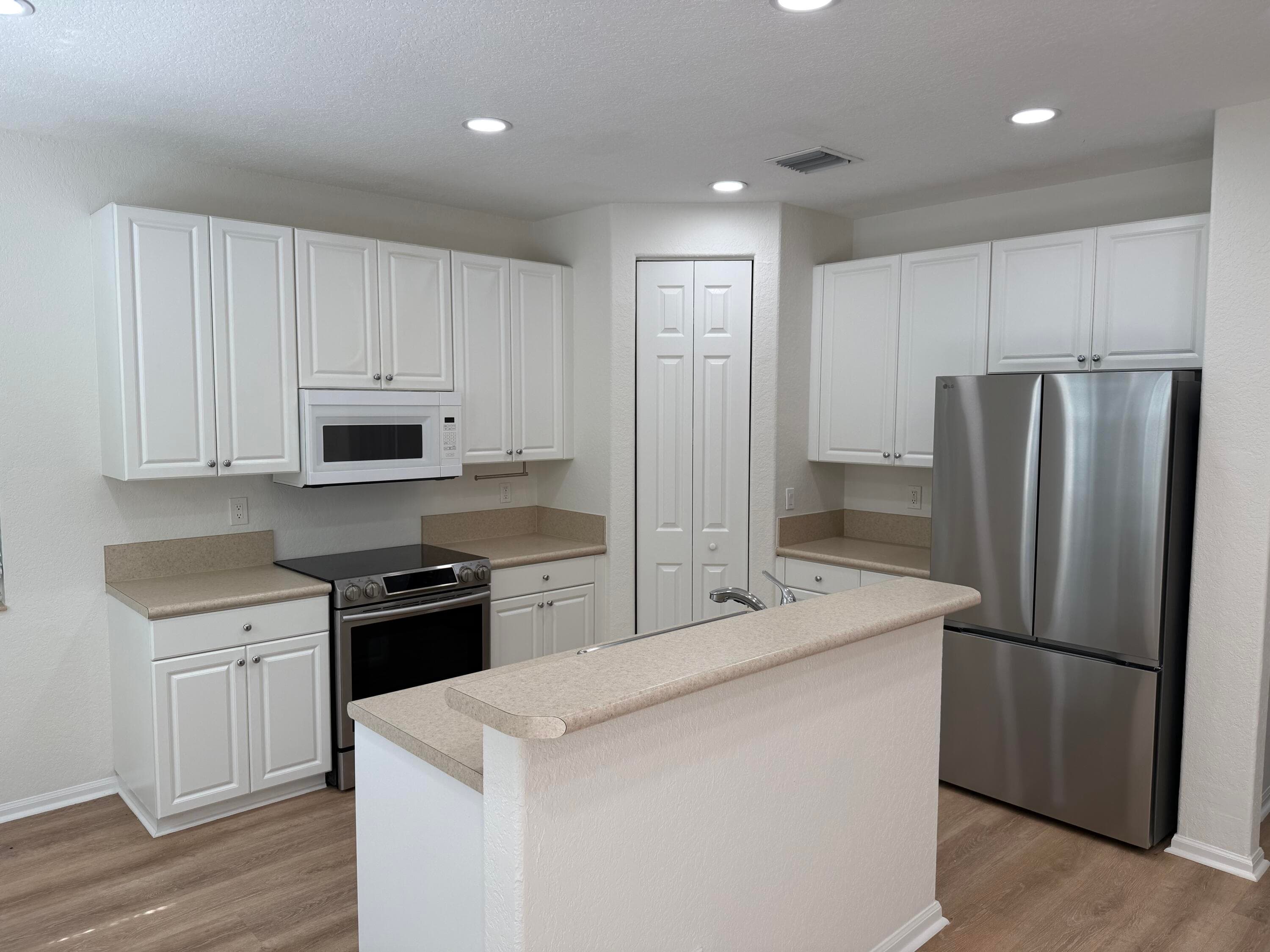 4456 Regal Court, Delray Beach, FL 33445 2