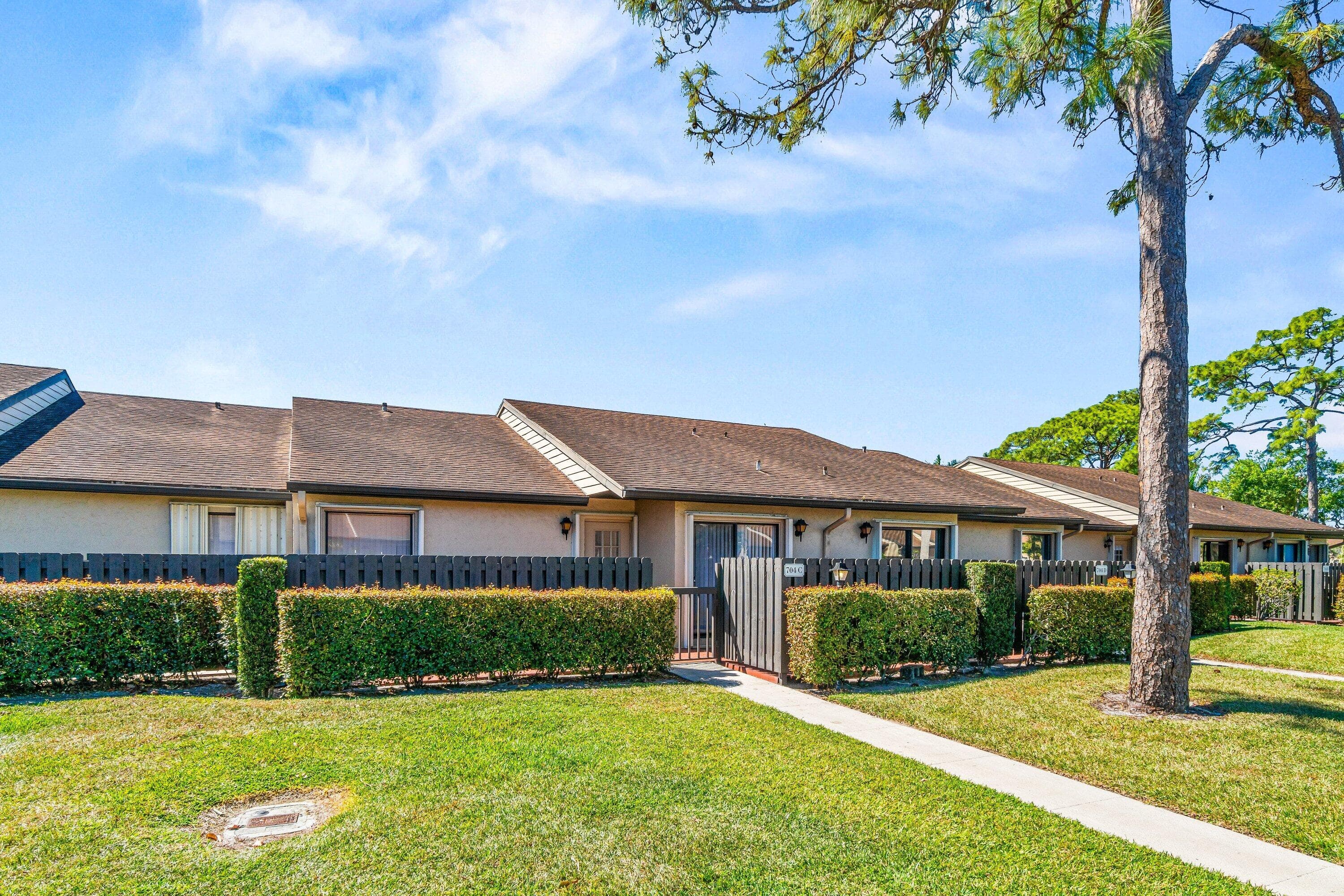 704 Sunny Pine Way C, Greenacres, FL 33415 2