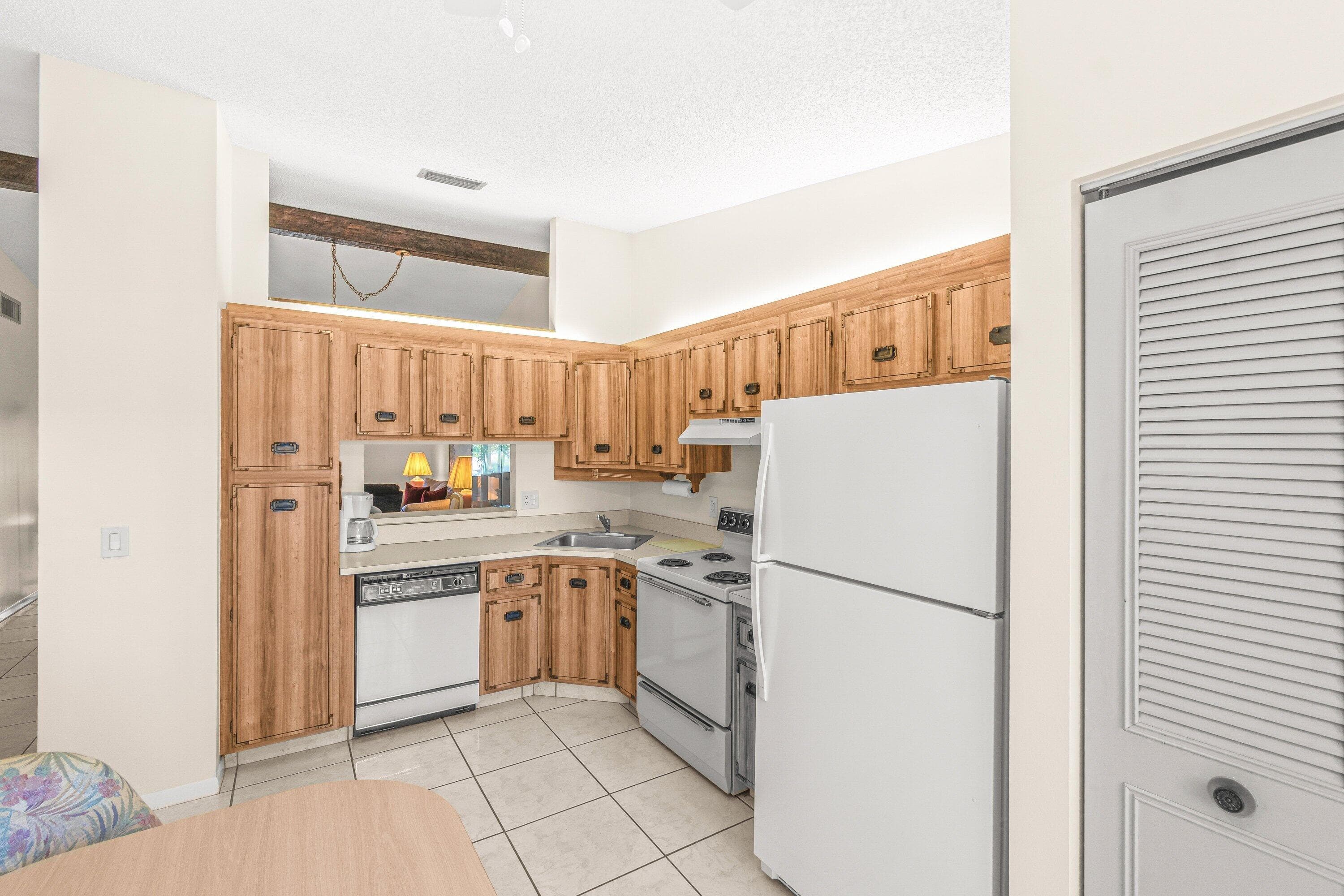 704 Sunny Pine Way C, Greenacres, FL 33415 12