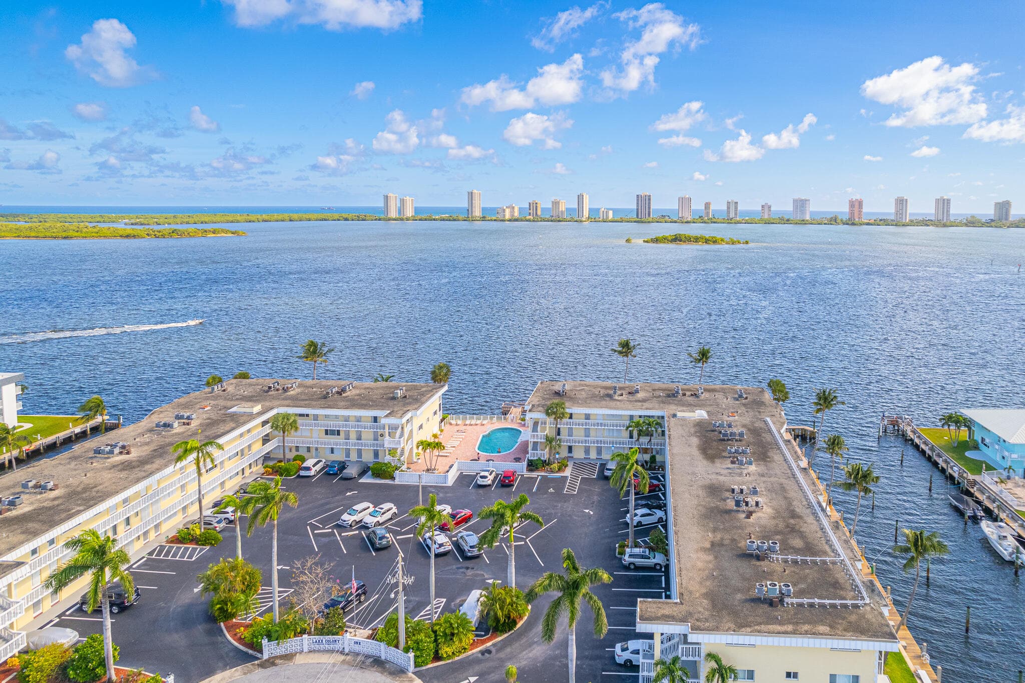 101 Doolen Court 207, North Palm Beach, FL 33408 29