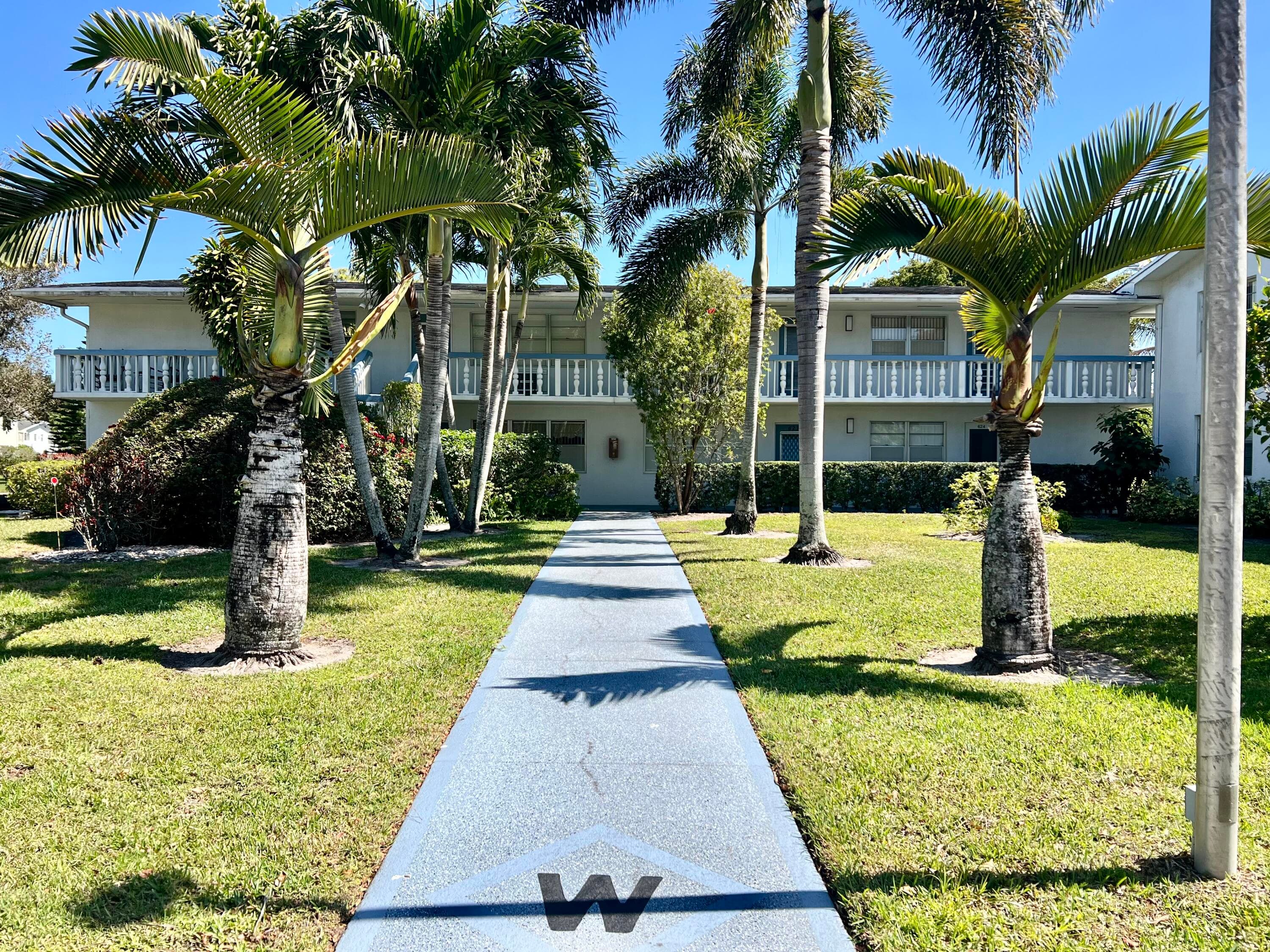 635 Durham W, Deerfield Beach, FL 33442 2