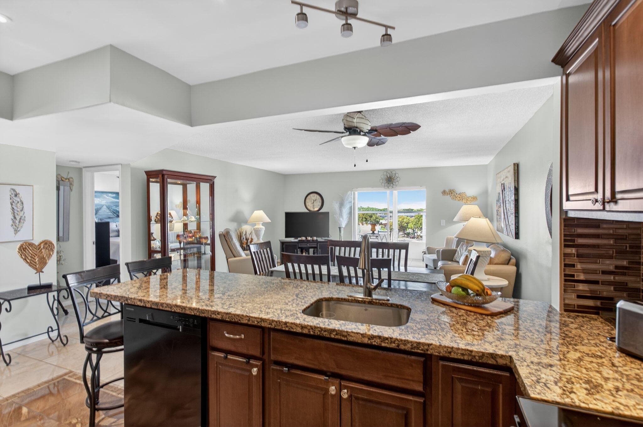 4751 NW 21st Street 610, Lauderhill, FL 33313 4
