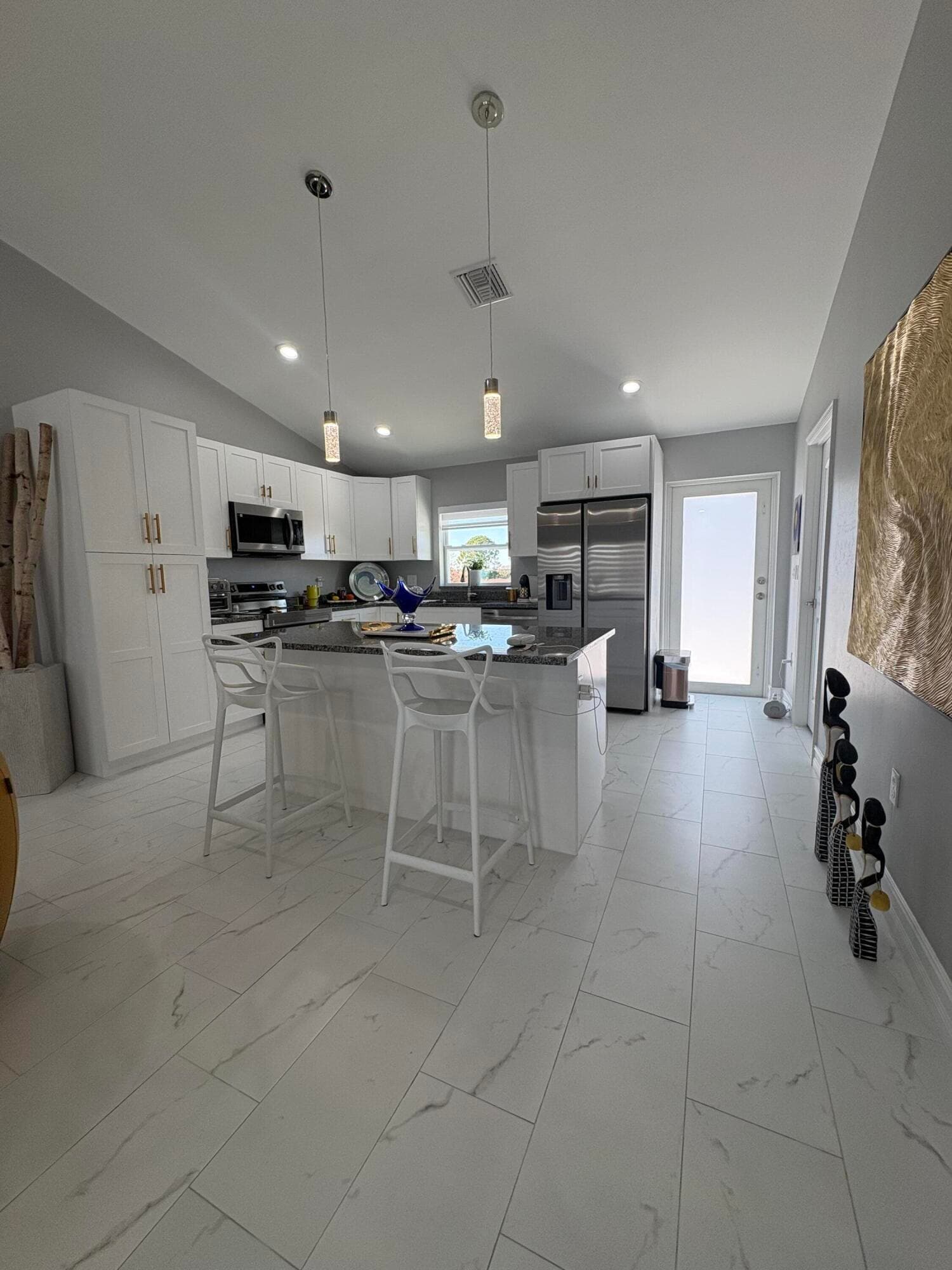 9019 S Castle Circle, LaBelle, FL 33935 2