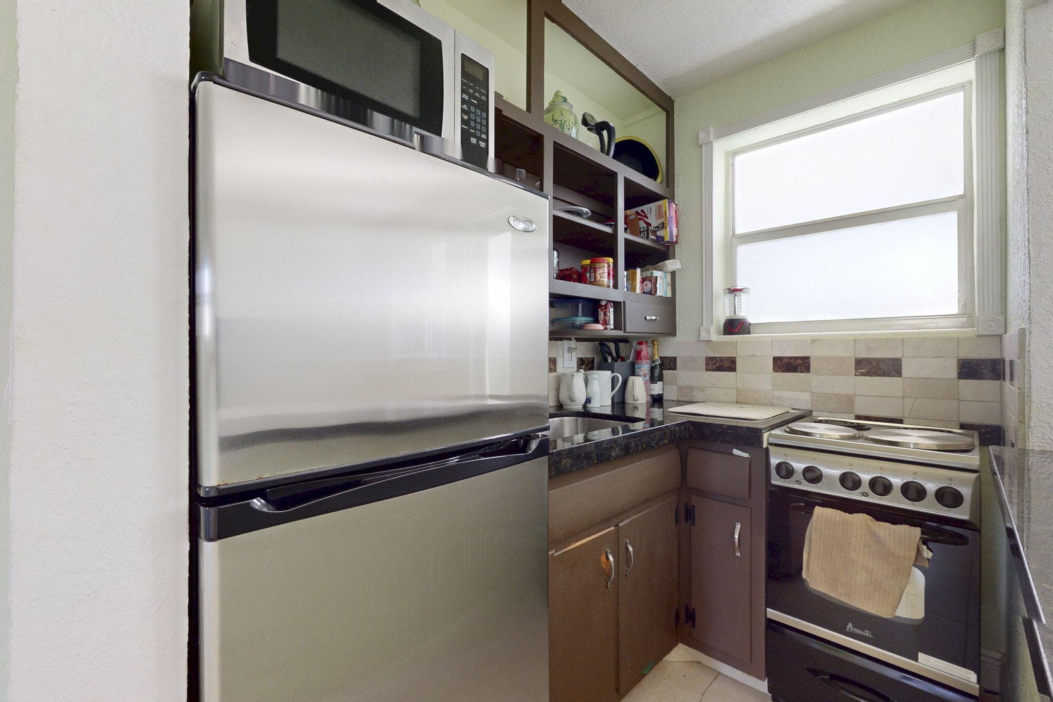 302 Lake Osborne Drive 5, Lake Worth Beach, FL 33461 22