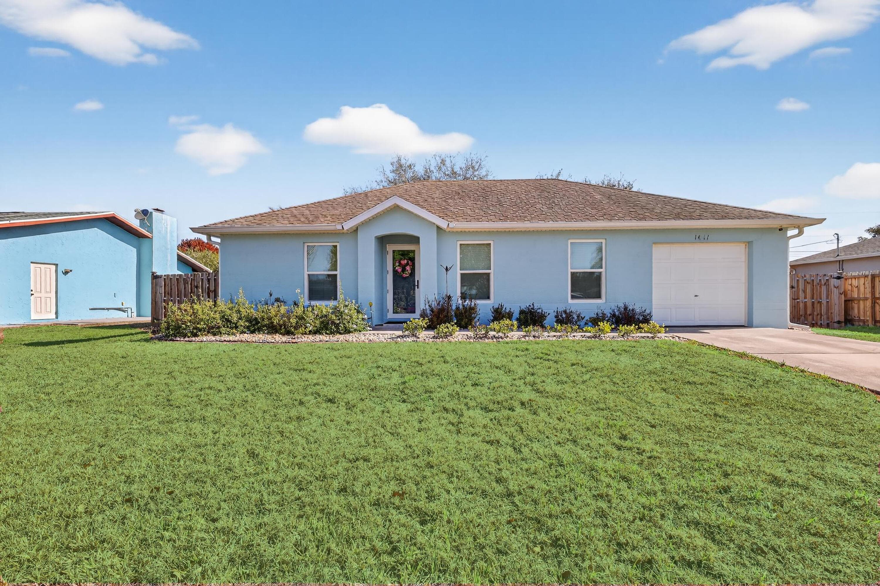 1011 SE Euclid Lane, Port St. Lucie, FL 34983 3