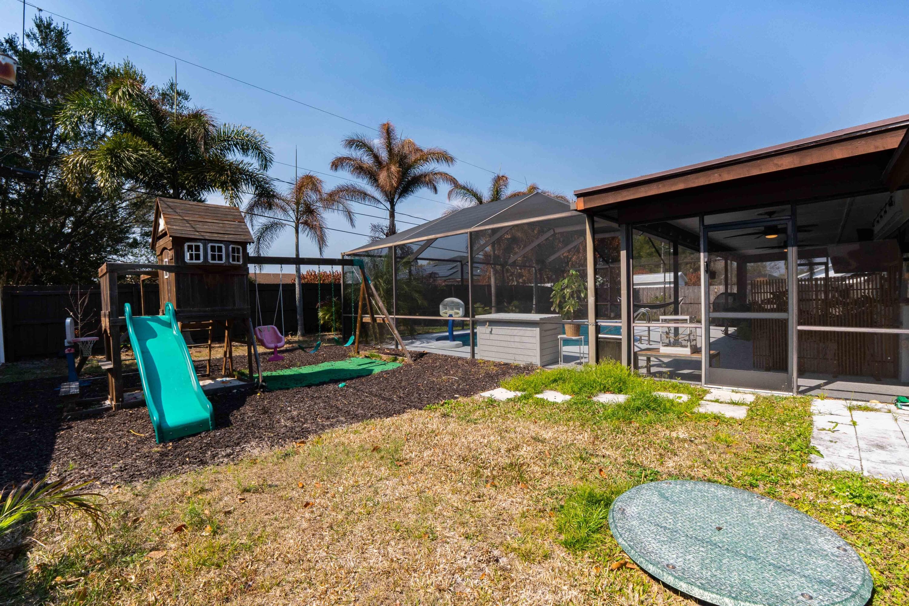 138 NW Friar Street, Port St. Lucie, FL 34983 37
