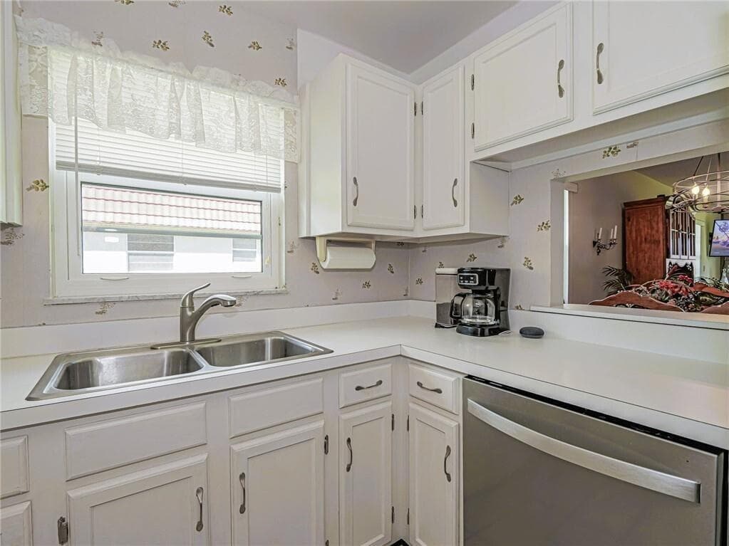 1 Vista Palm Lane 207, Vero Beach, FL 32962 8