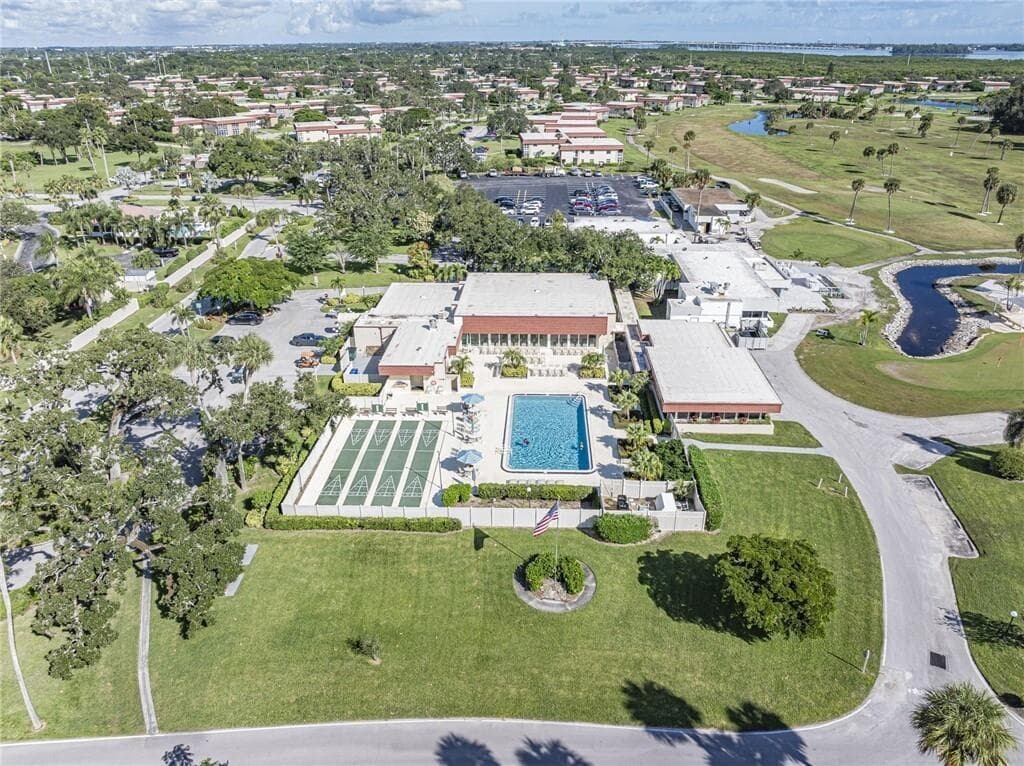 1 Vista Palm Lane 207, Vero Beach, FL 32962 20