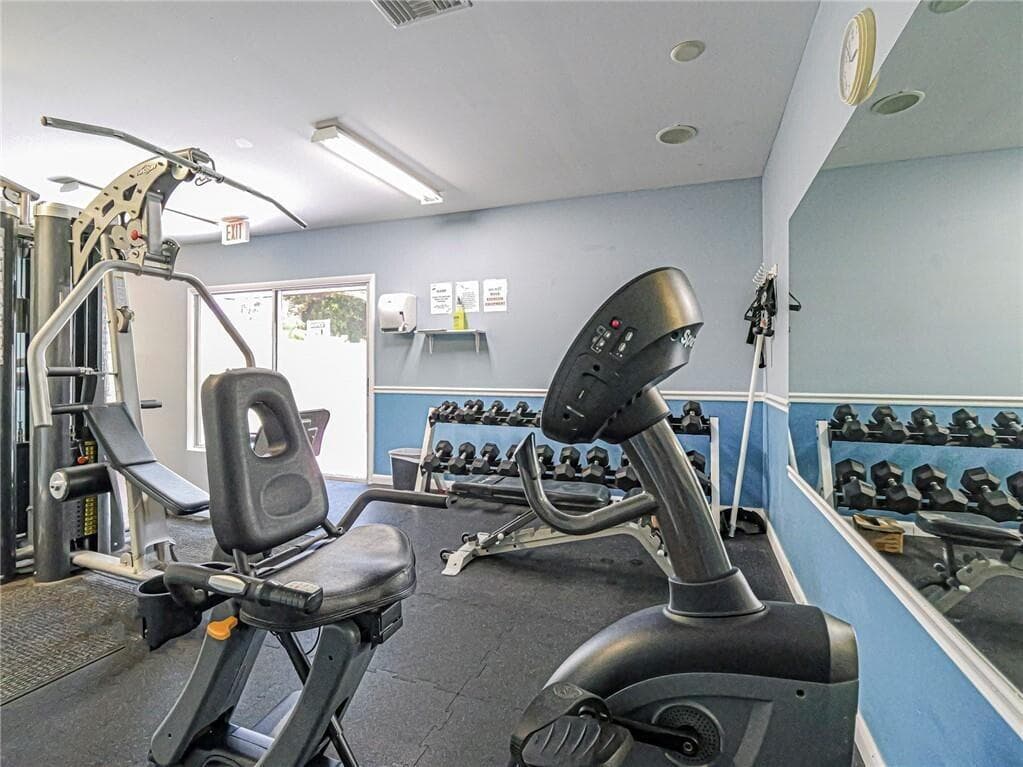 1 Vista Palm Lane 207, Vero Beach, FL 32962 23