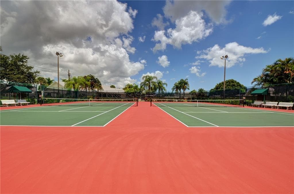675 W Lake Jasmine Circle 206, Vero Beach, FL 32962 48
