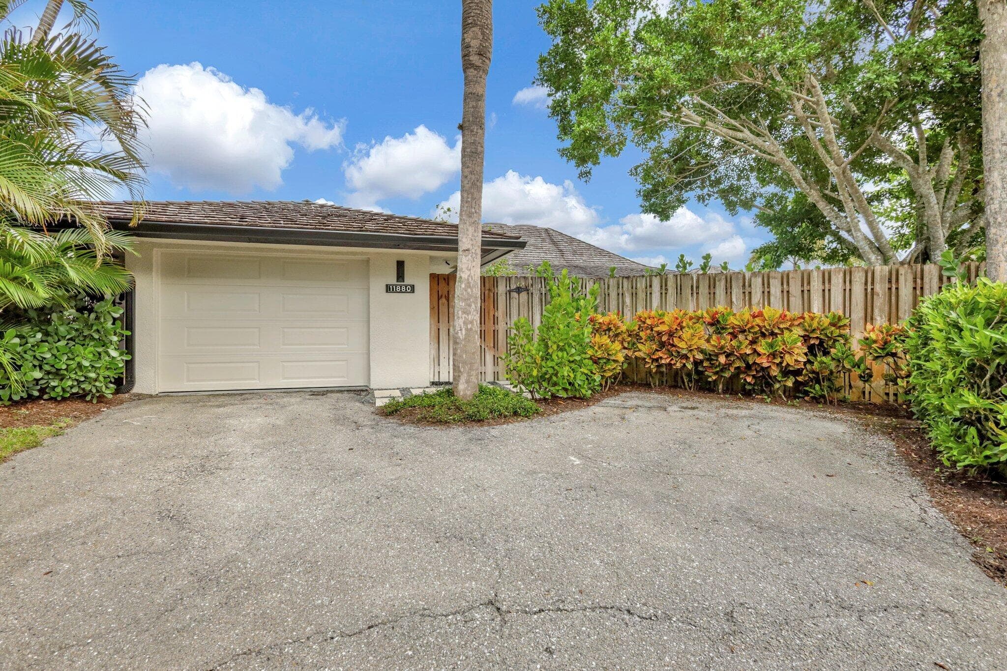 11880 Pebblewood Drive, Wellington, FL 33414 38