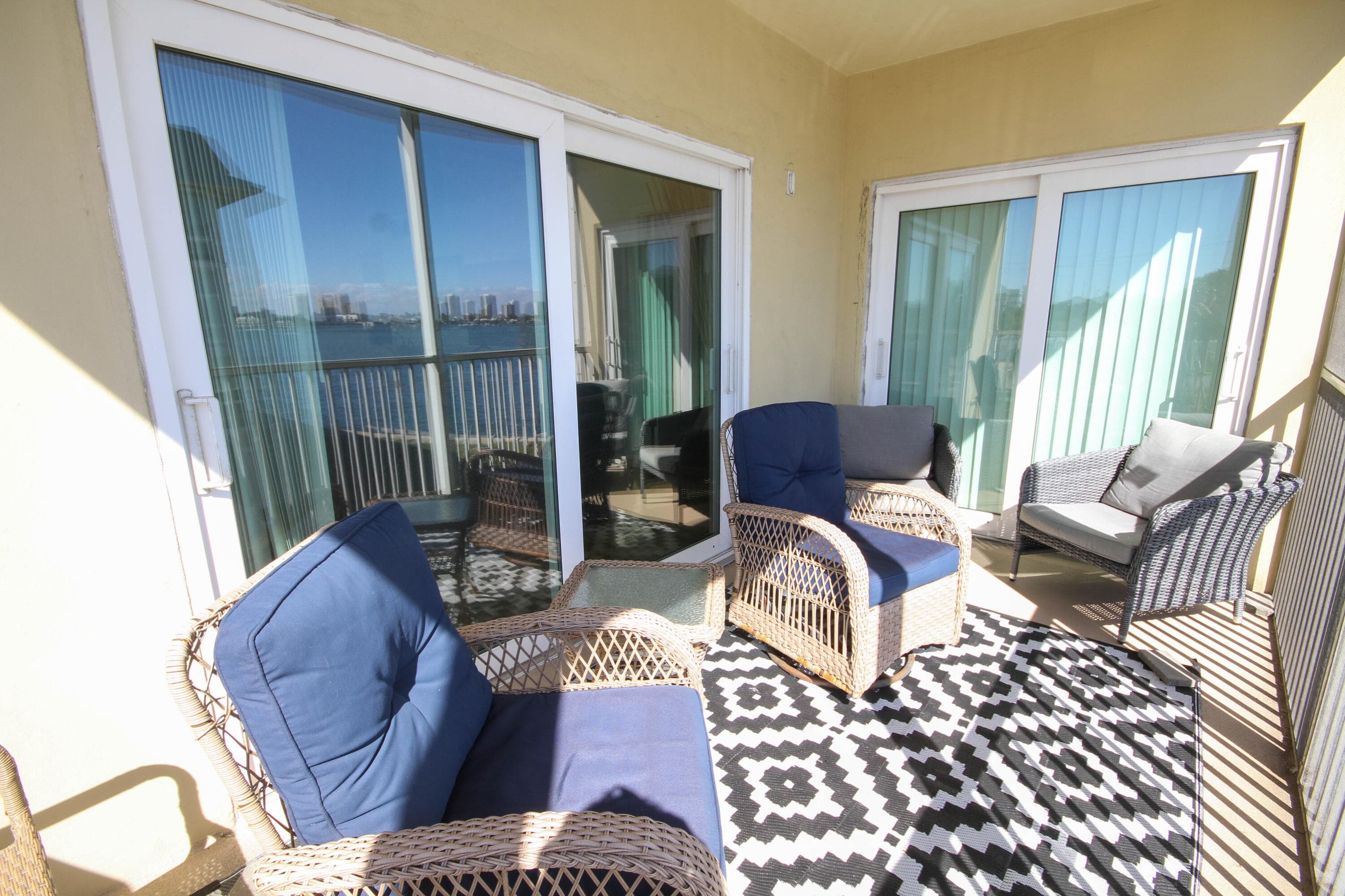 2936 Lake Shore Drive 310, Riviera Beach, FL 33404 18