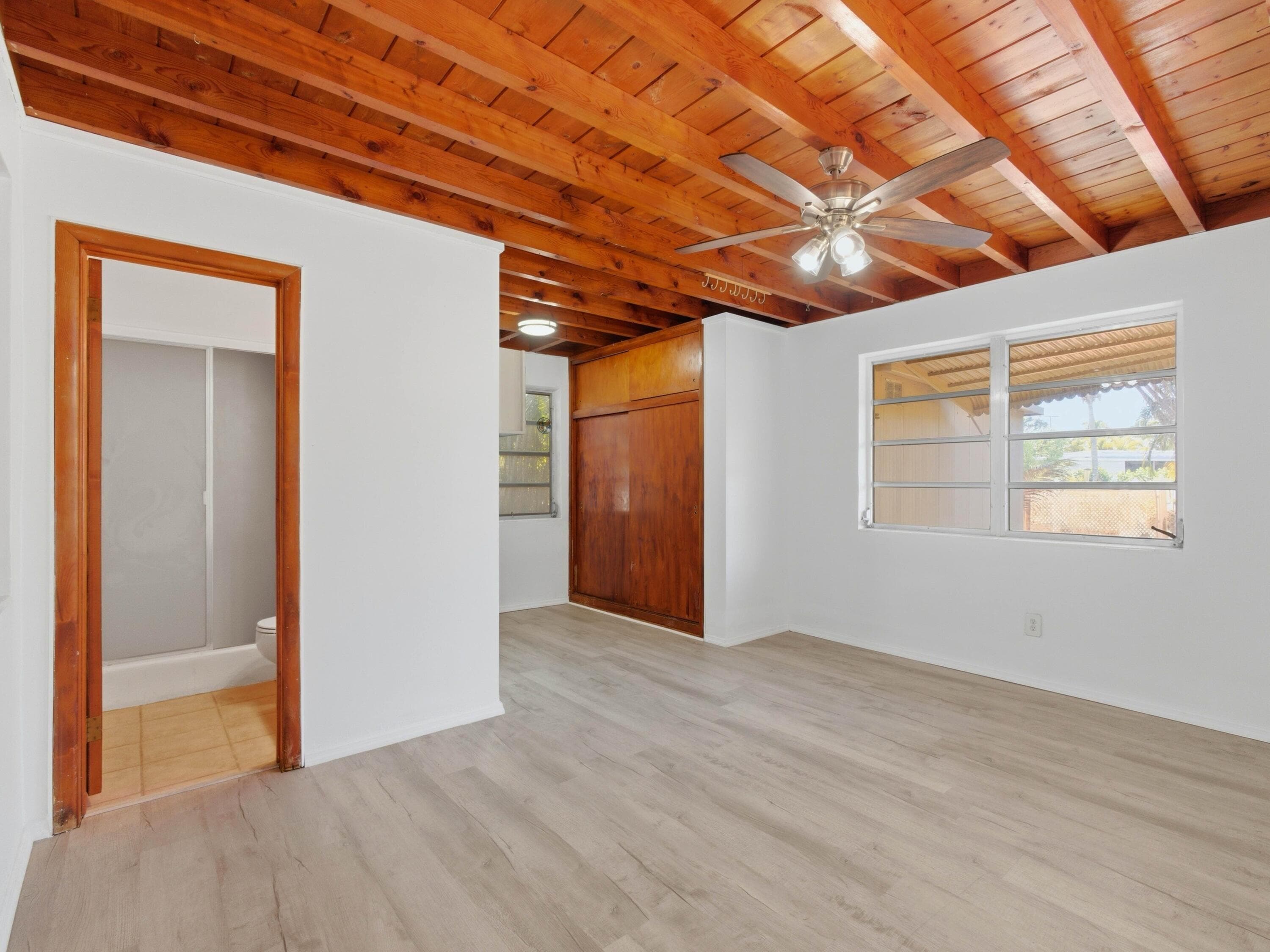 8903 Oak Street, Boynton Beach, FL 33436 29