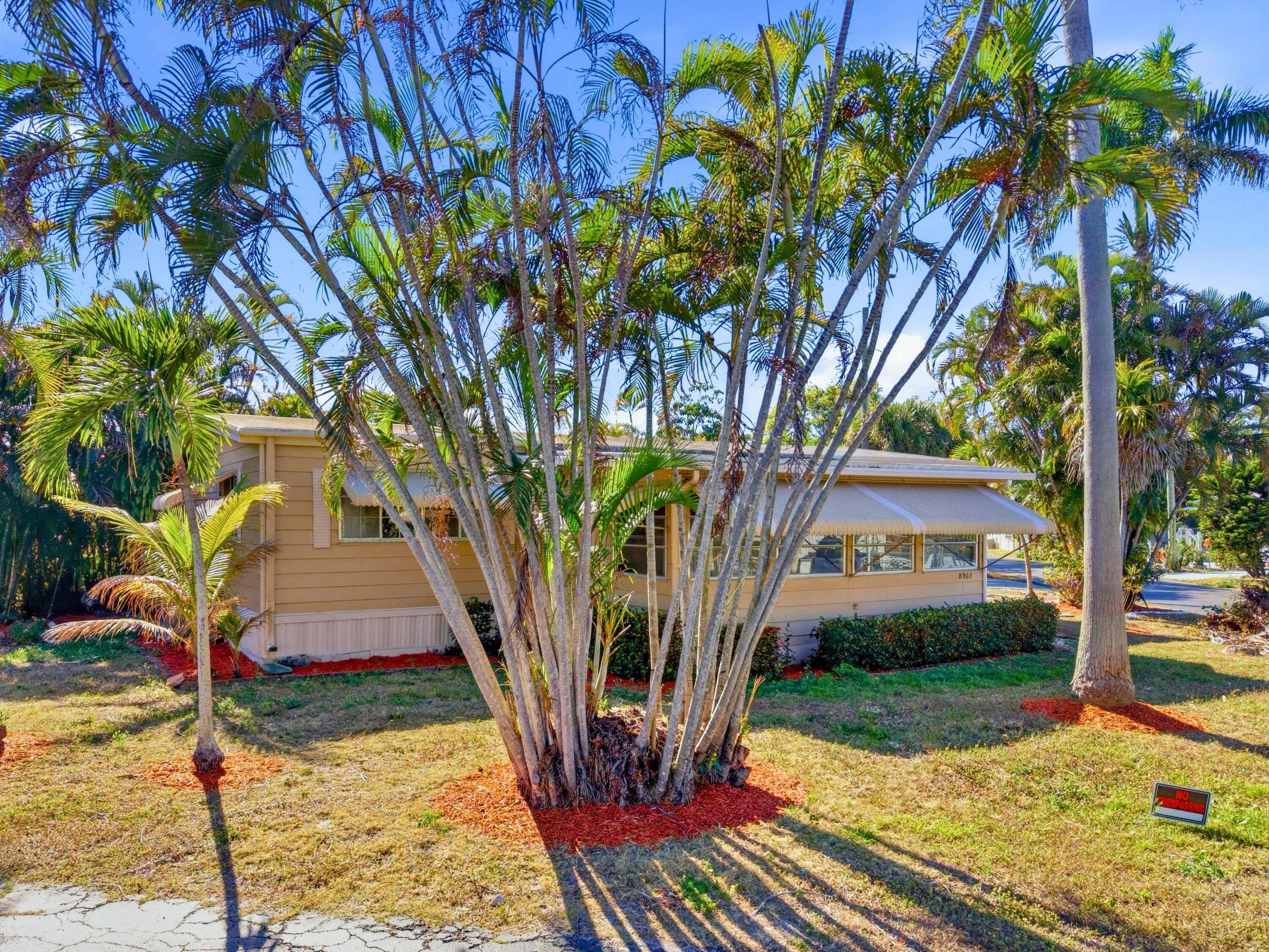 8903 Oak Street, Boynton Beach, FL 33436 3
