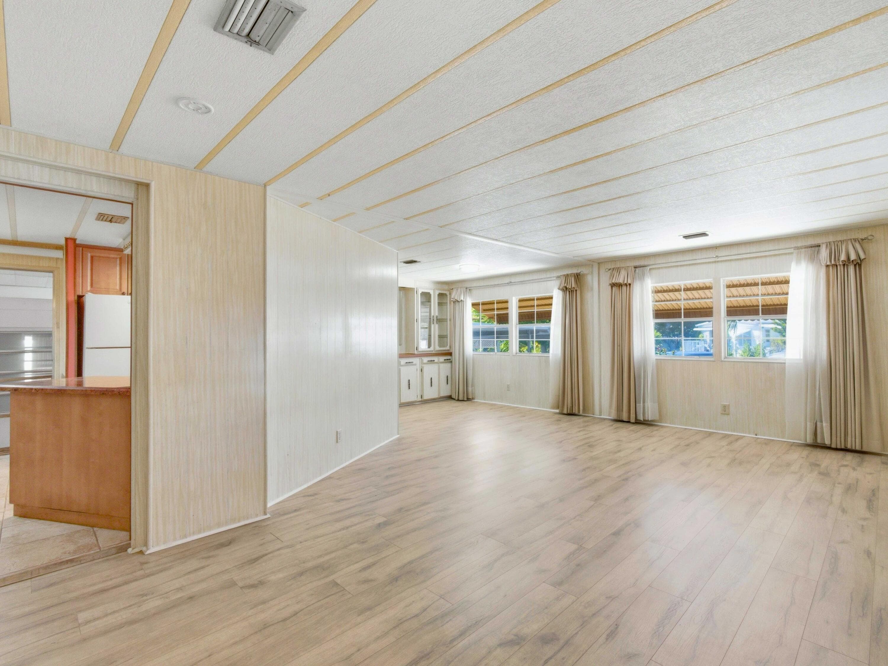 8903 Oak Street, Boynton Beach, FL 33436 12