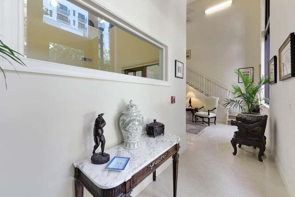 701 S Olive Avenue 117, West Palm Beach, FL 33401 3