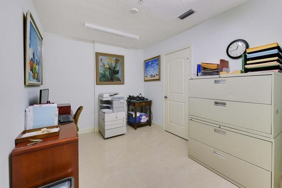 701 S Olive Avenue 117, West Palm Beach, FL 33401 13