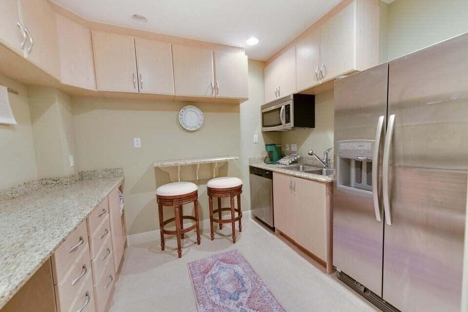 701 S Olive Avenue 117, West Palm Beach, FL 33401 15