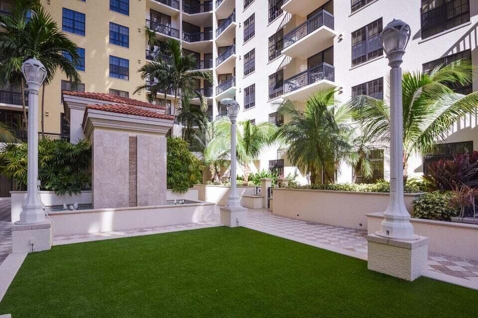 701 S Olive Avenue 117, West Palm Beach, FL 33401 29