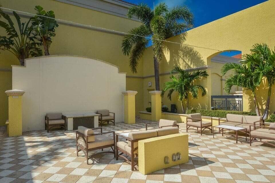 701 S Olive Avenue 117, West Palm Beach, FL 33401 39