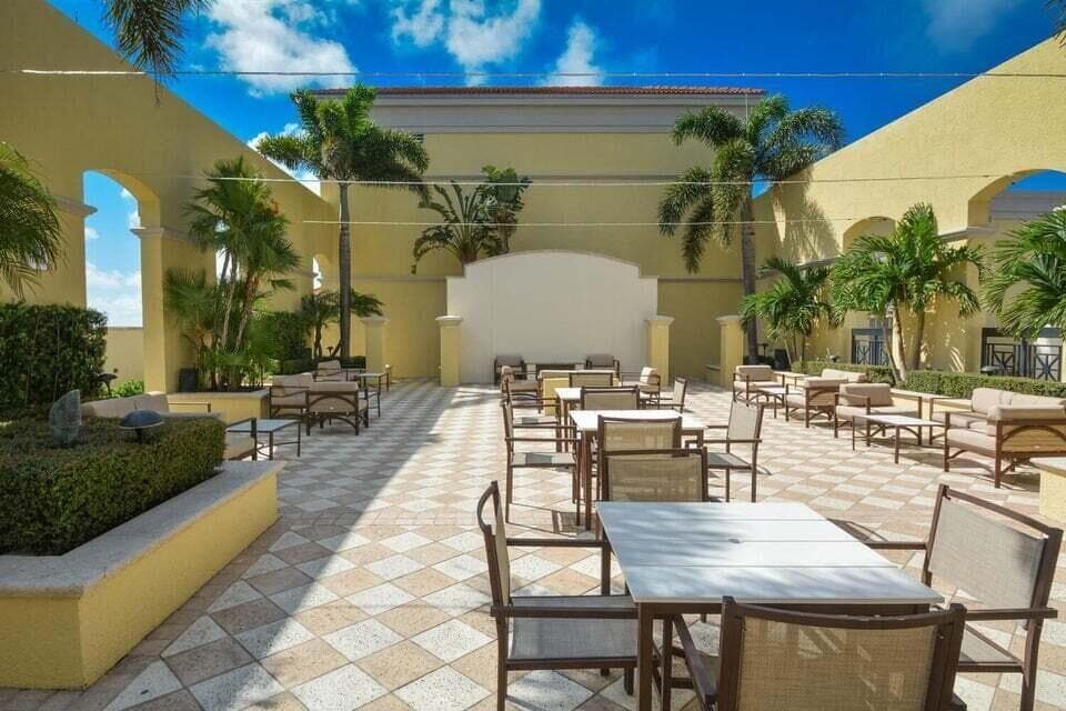 701 S Olive Avenue 117, West Palm Beach, FL 33401 40