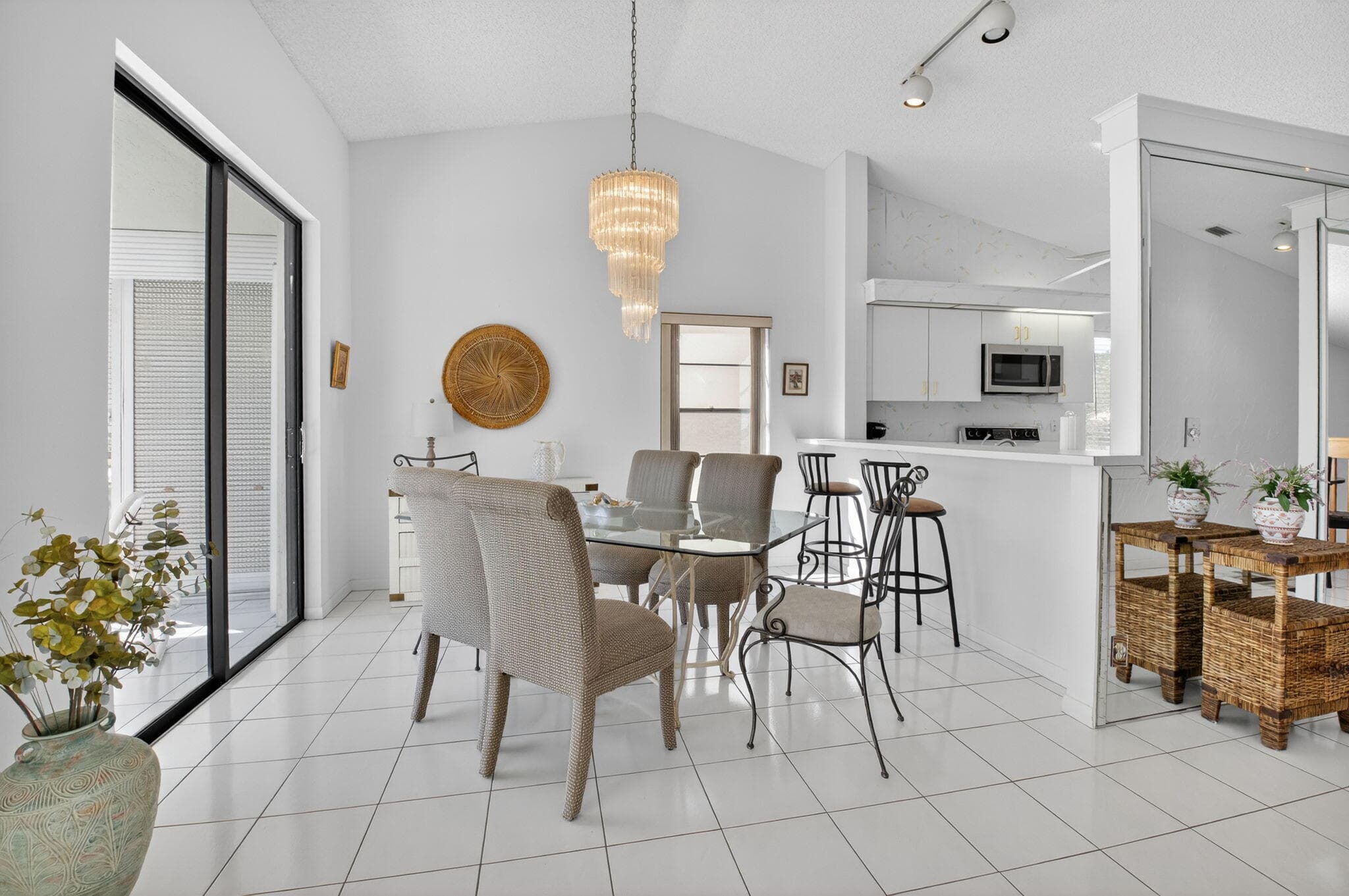 10279 N Circle Lake Drive 202, Boynton Beach, FL 33437 12
