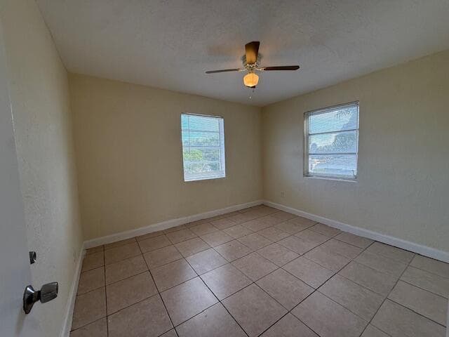 1913 Division Avenue, West Palm Beach, FL 33407 21