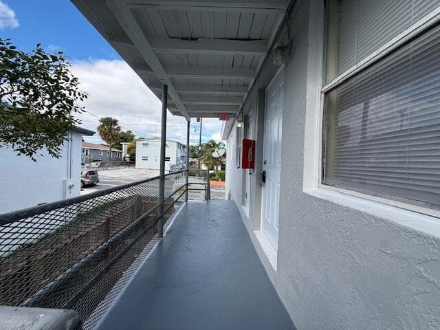 1913 Division Avenue, West Palm Beach, FL 33407 24