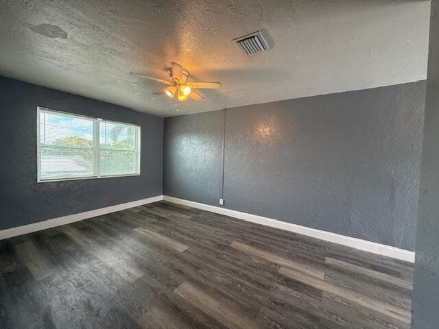 1913 Division Avenue, West Palm Beach, FL 33407 29