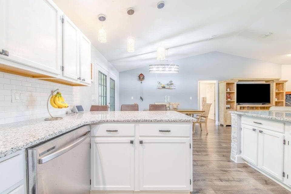 910 Liberty Lane, Auburndale, FL 33823 23