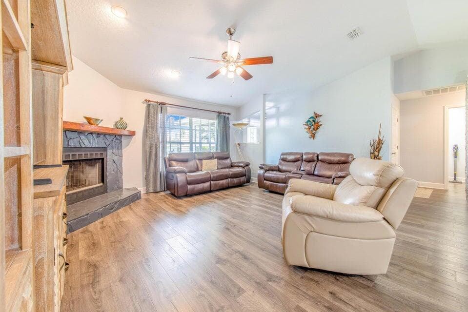 910 Liberty Lane, Auburndale, FL 33823 16