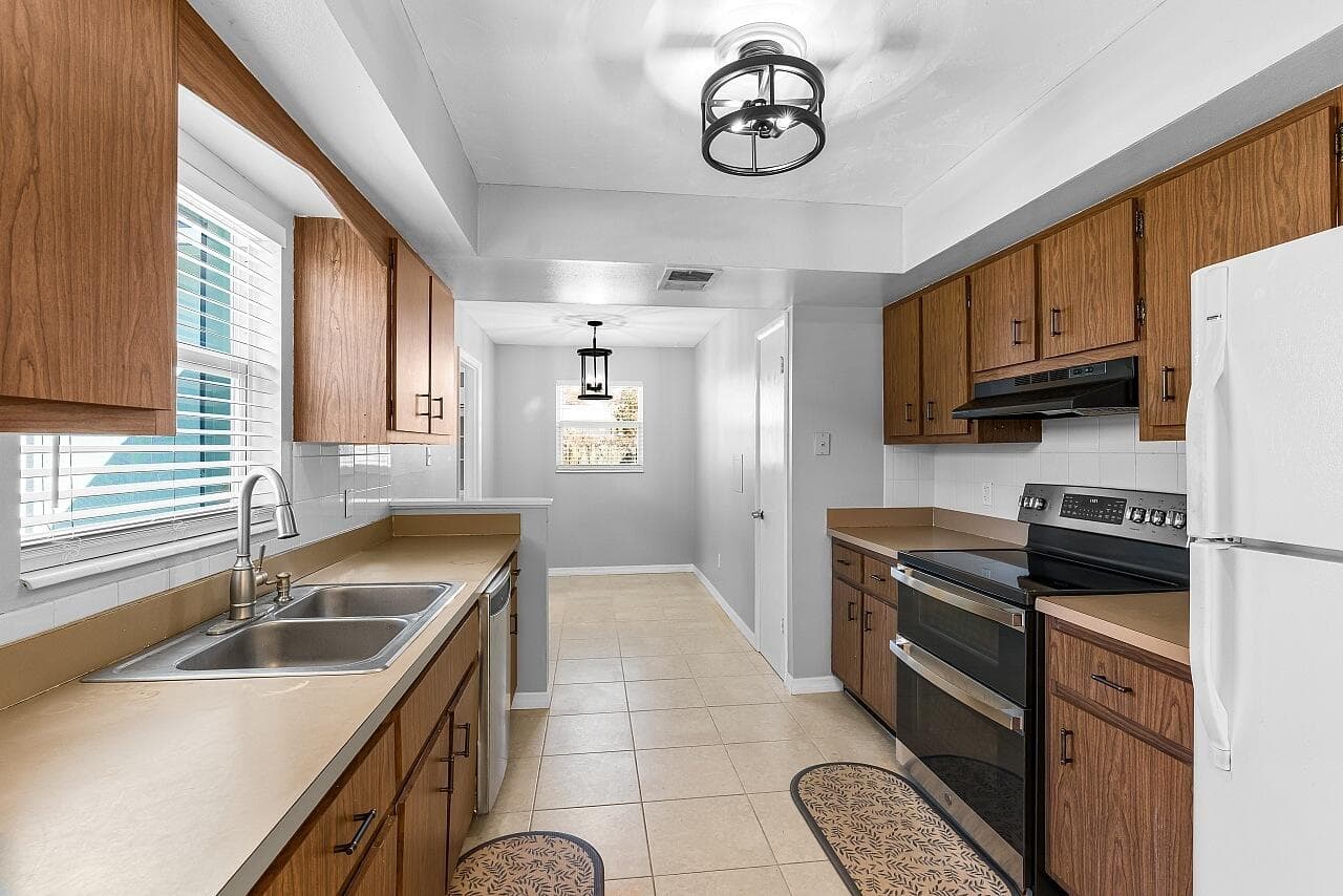 45 1st Court SW, Vero Beach, FL 32962 14