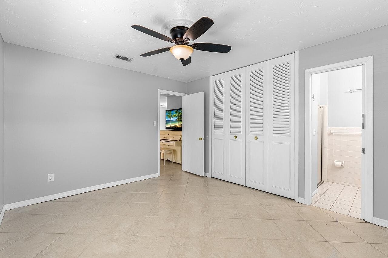 45 1st Court SW, Vero Beach, FL 32962 21