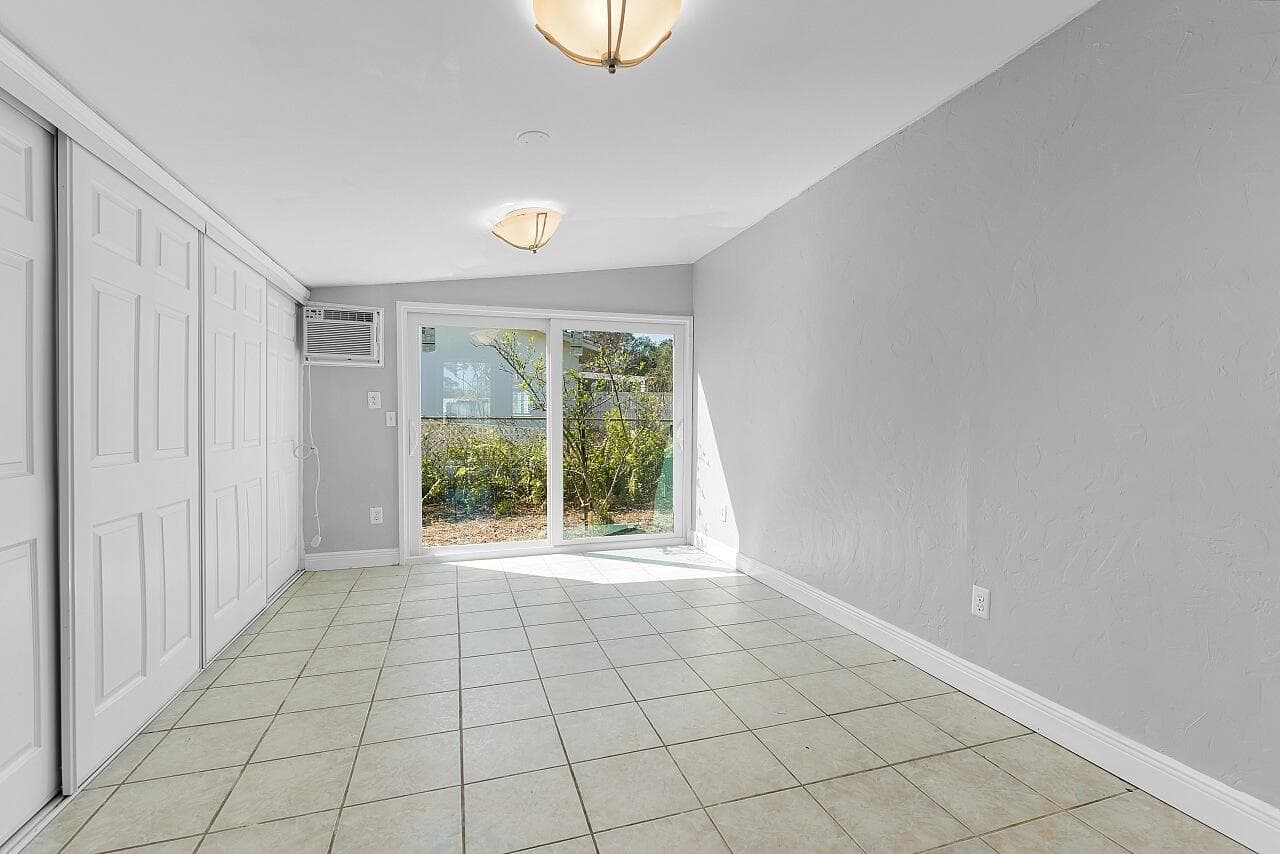 45 1st Court SW, Vero Beach, FL 32962 31