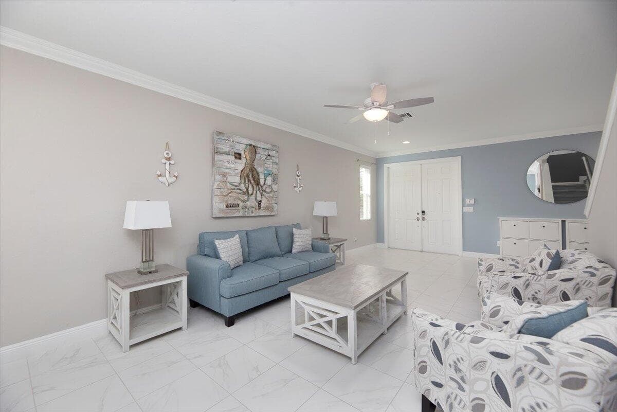 1700 NW Vivanco Street, Port St. Lucie, FL 34986 8