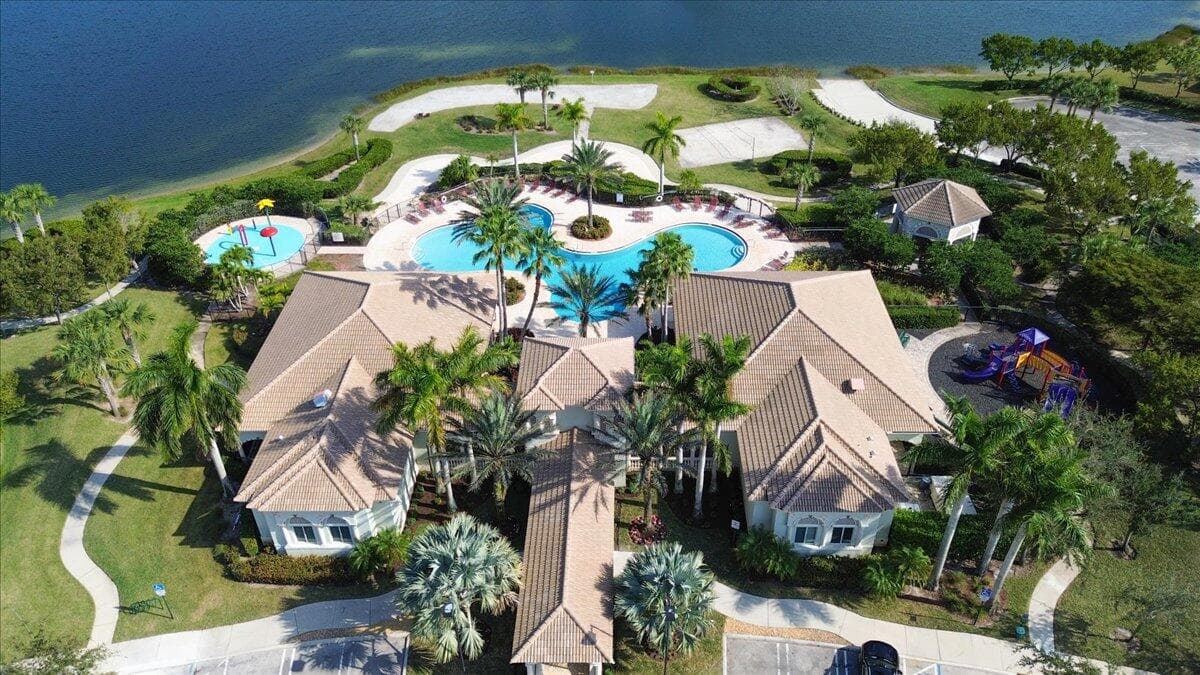 1700 NW Vivanco Street, Port St. Lucie, FL 34986 86