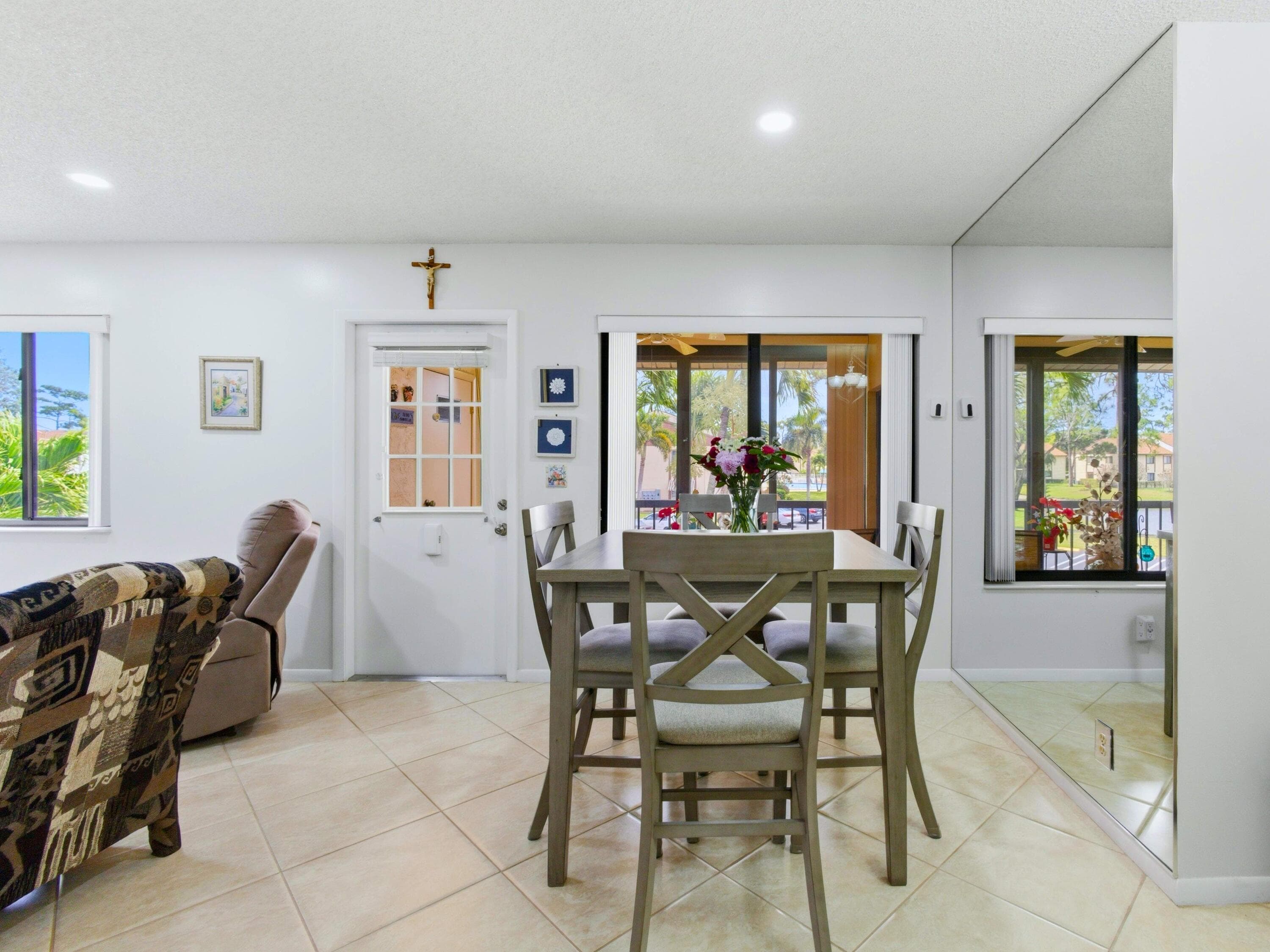 331 Knotty Pine Circle D-2, Greenacres, FL 33463 12