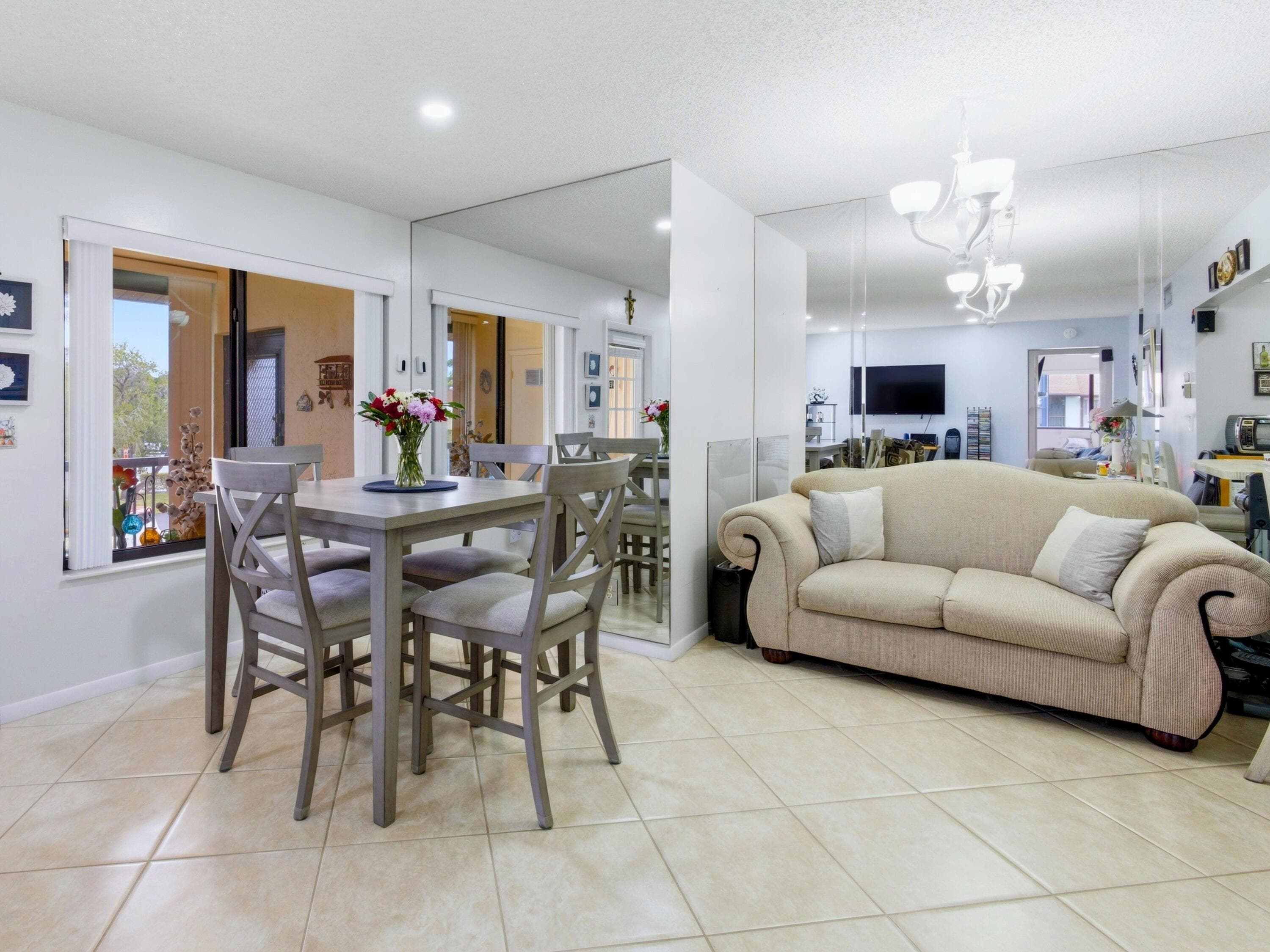 331 Knotty Pine Circle D-2, Greenacres, FL 33463 13