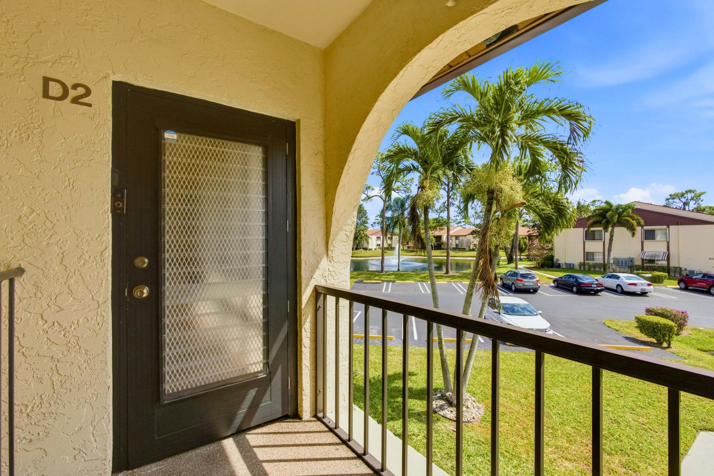 331 Knotty Pine Circle D-2, Greenacres, FL 33463 6
