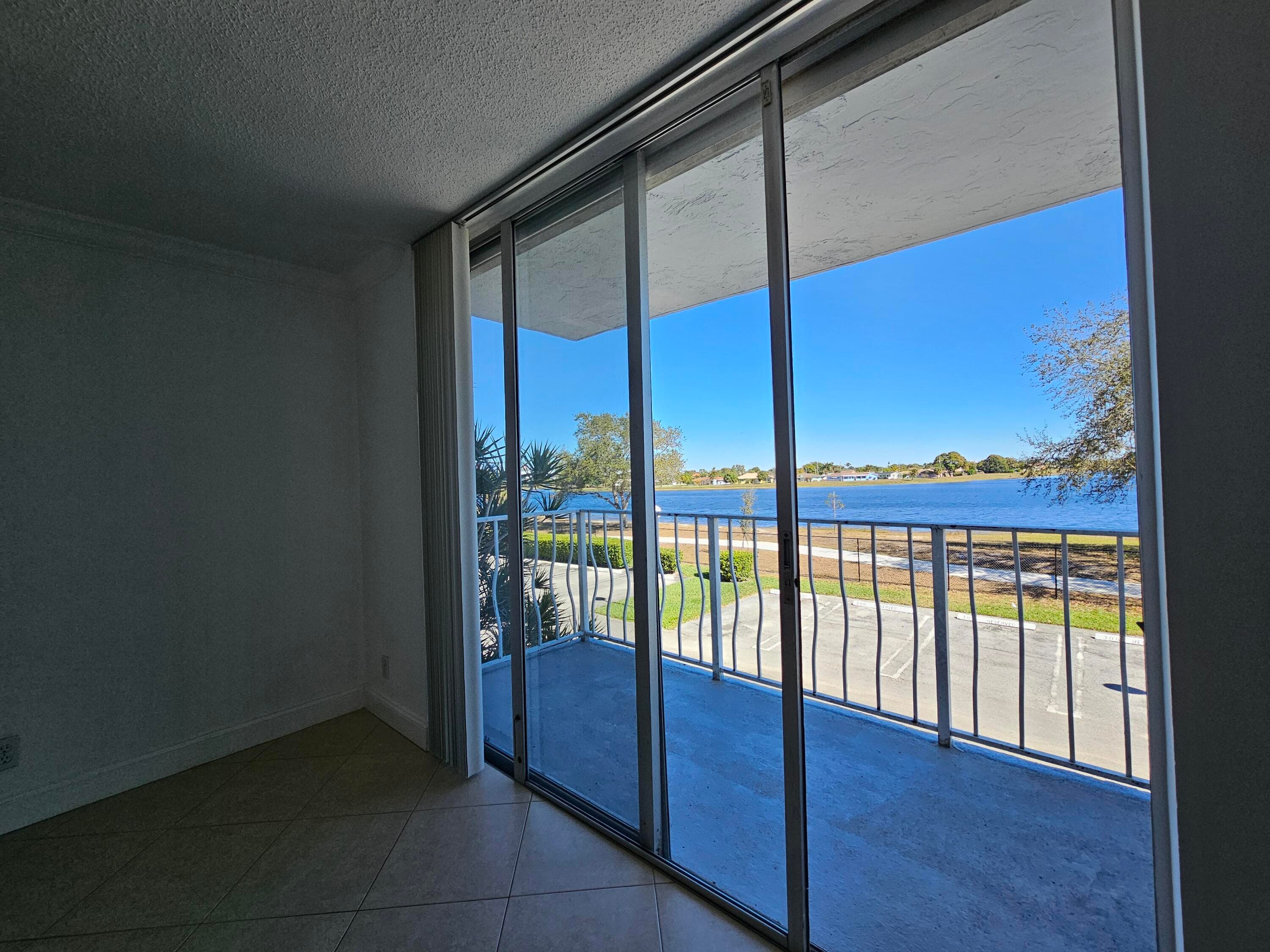 470 Executive Center Drive 2g, West Palm Beach, FL 33401 5