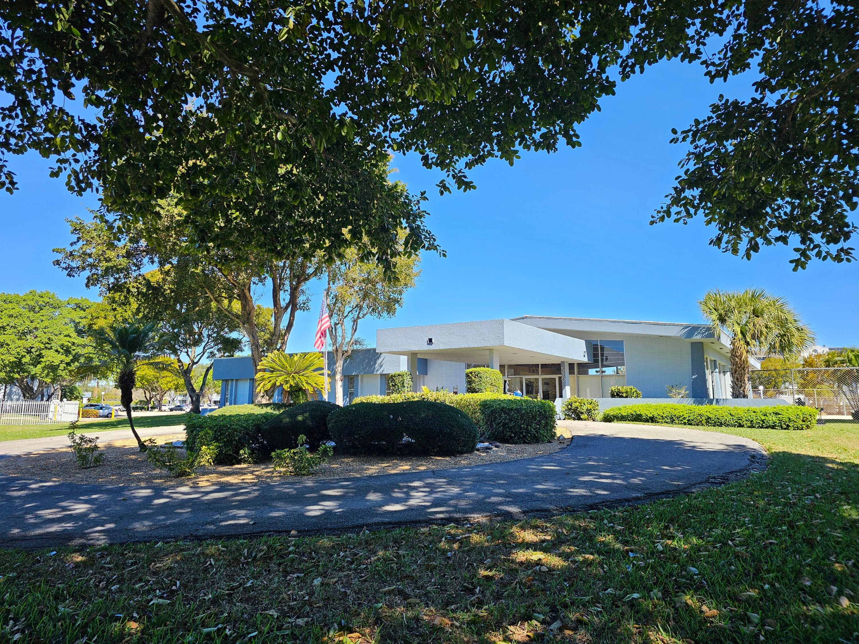 470 Executive Center Drive 2g, West Palm Beach, FL 33401 16