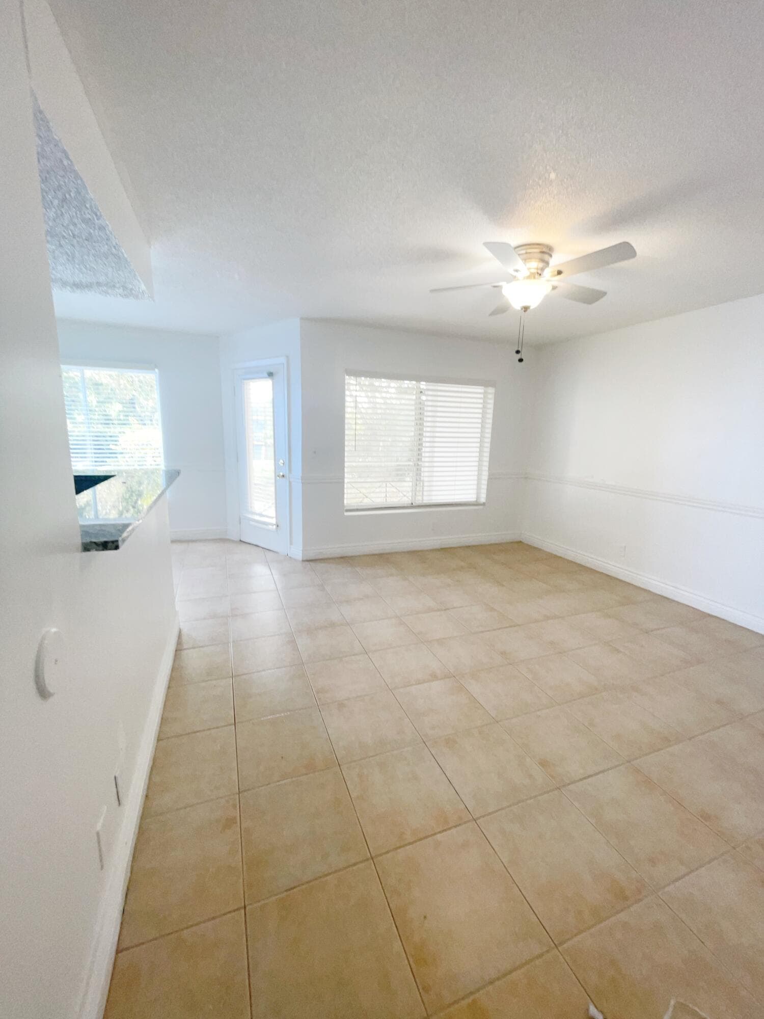 815 W Boynton Beach Boulevard 4-102, Boynton Beach, FL 33426 2