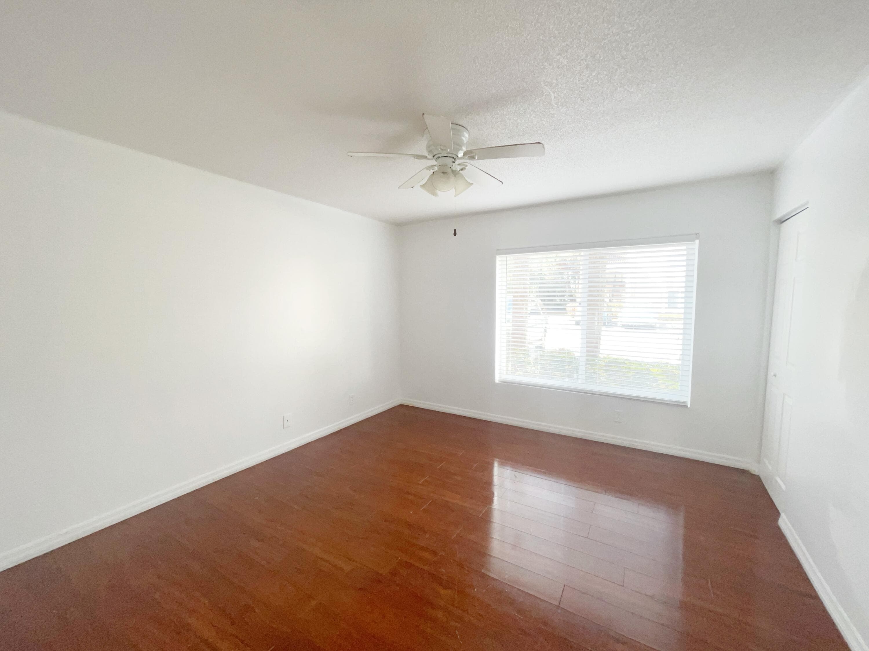 815 W Boynton Beach Boulevard 4-102, Boynton Beach, FL 33426 9
