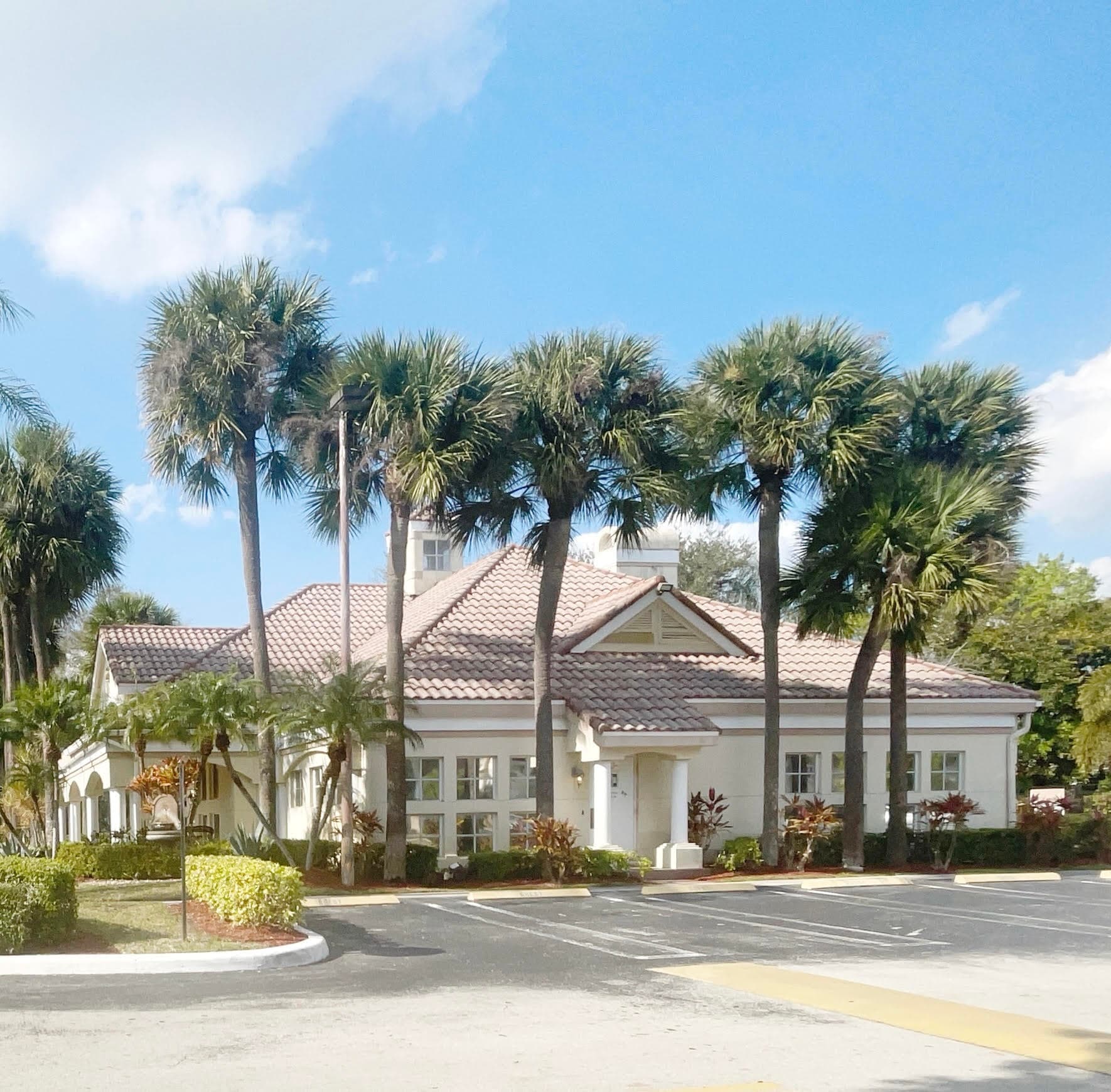 815 W Boynton Beach Boulevard 4-102, Boynton Beach, FL 33426 18