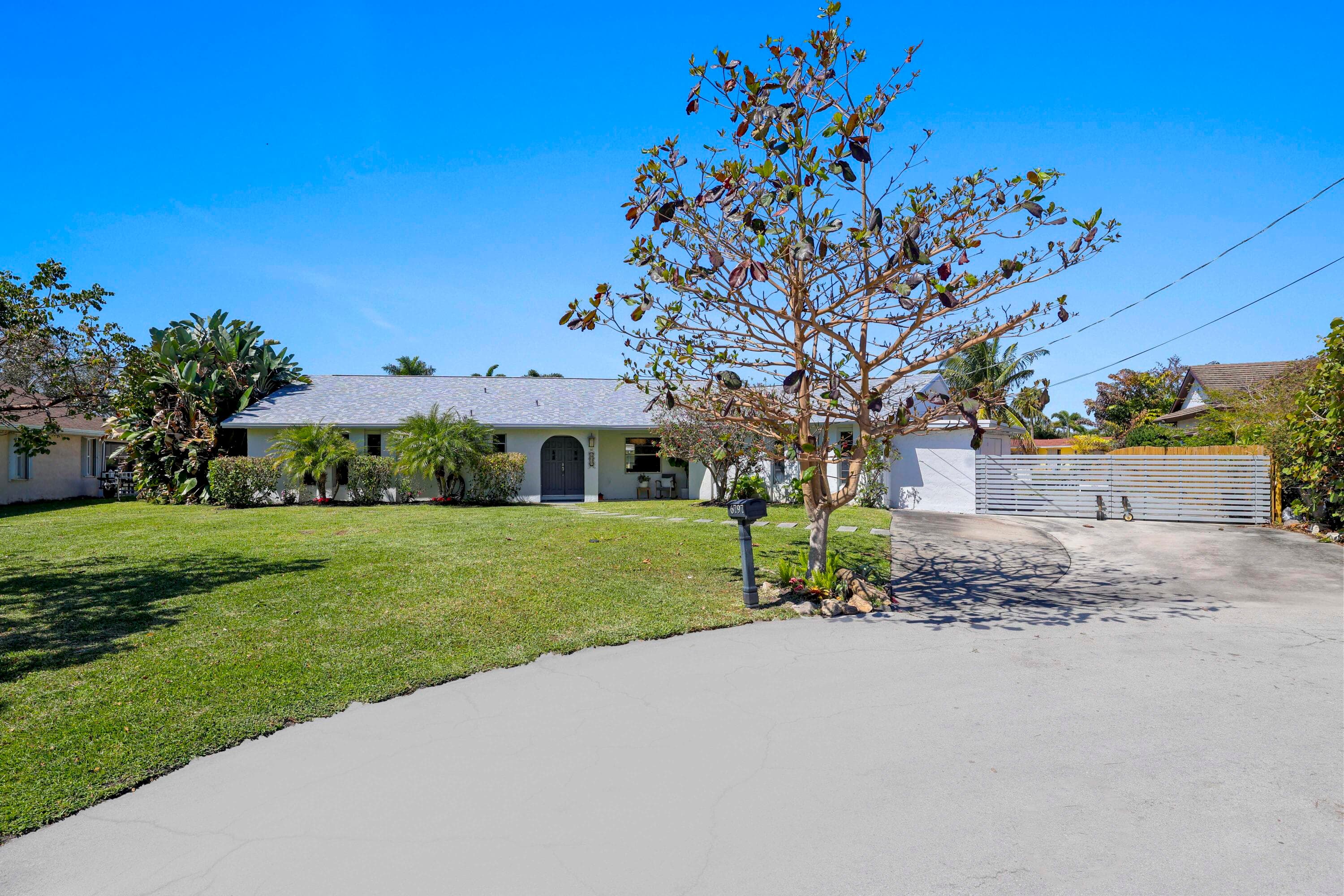 6797 Bayshore Drive, Lake Worth, FL 33462 4